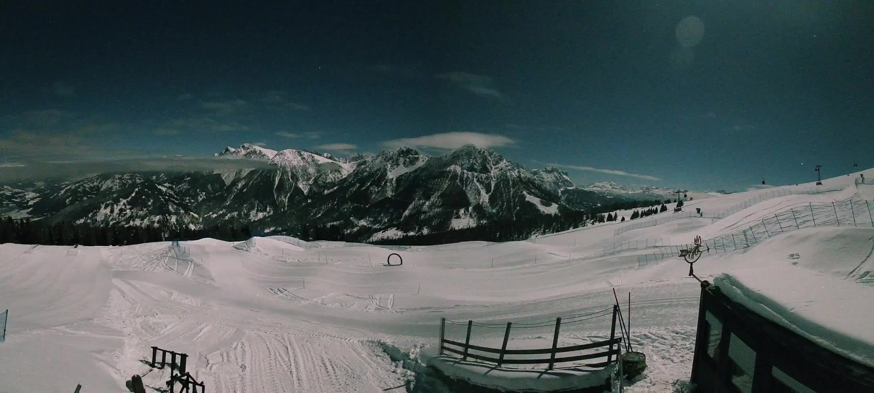 Snowpark Kronplatz live webcam