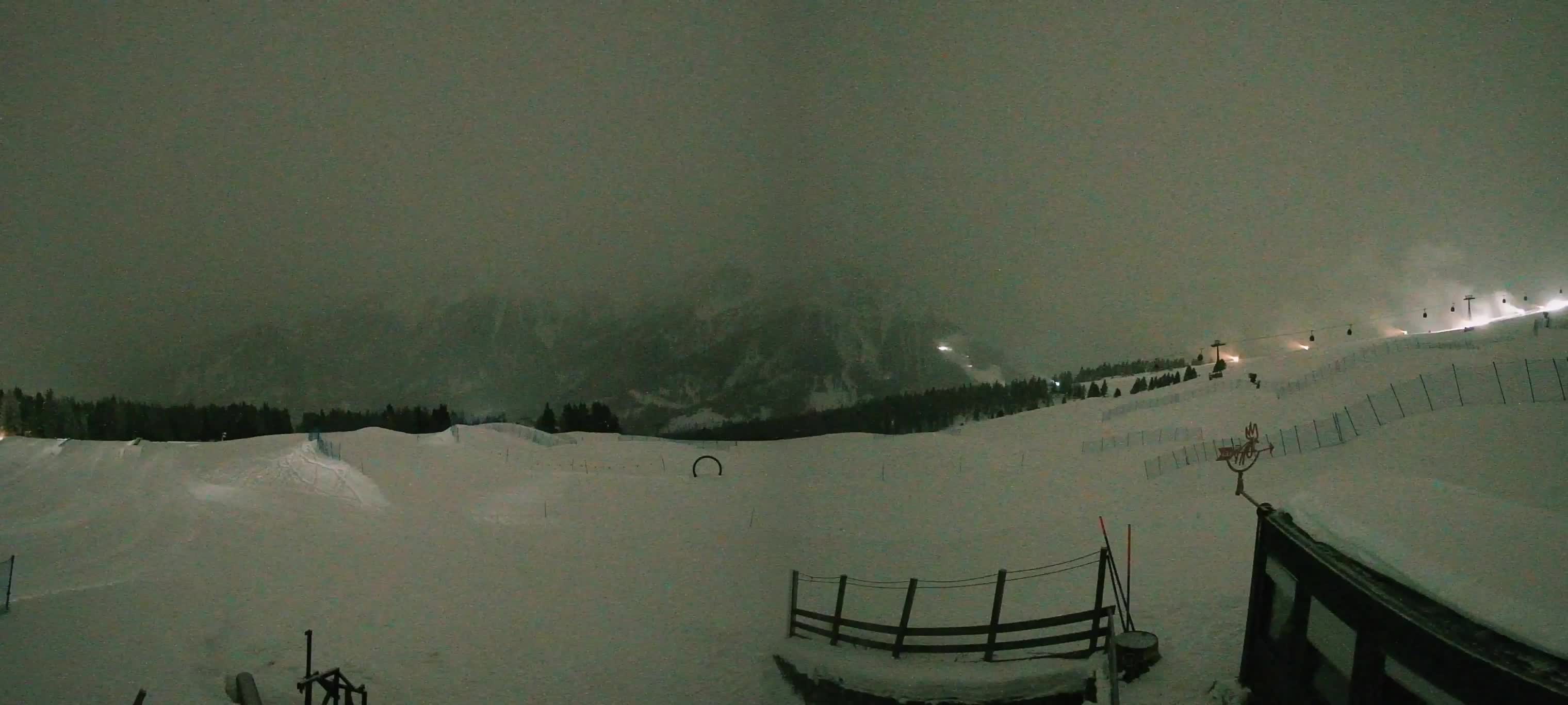 Snowpark Kronplatz live webcam