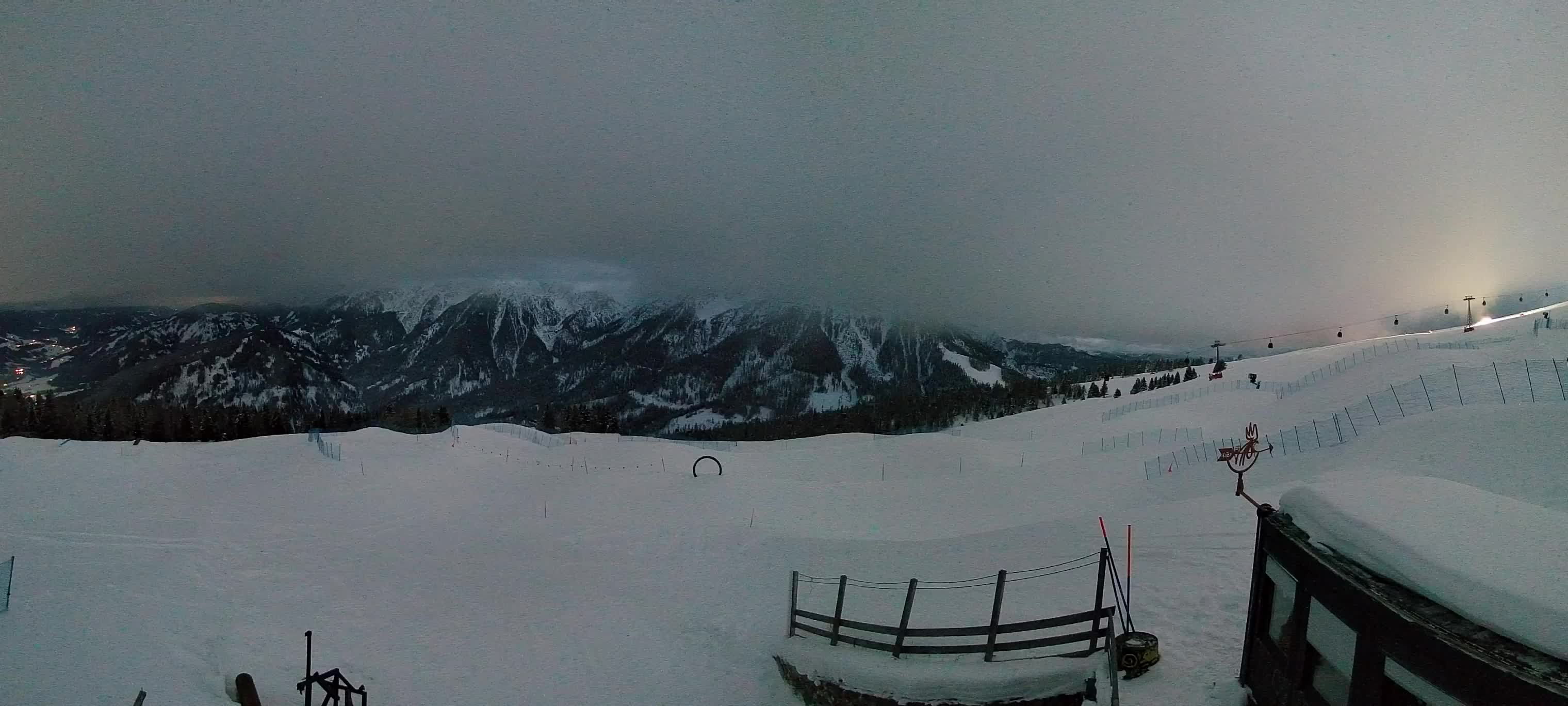 Snowpark Kronplatz live webcam