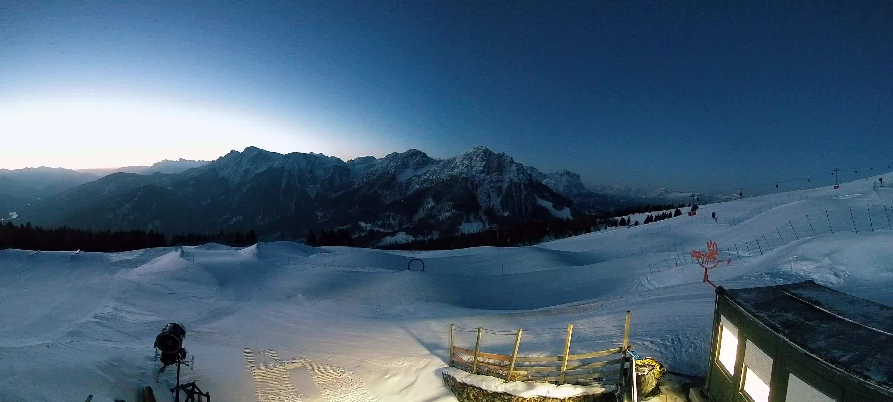 Snowpark Kronplatz live webcam