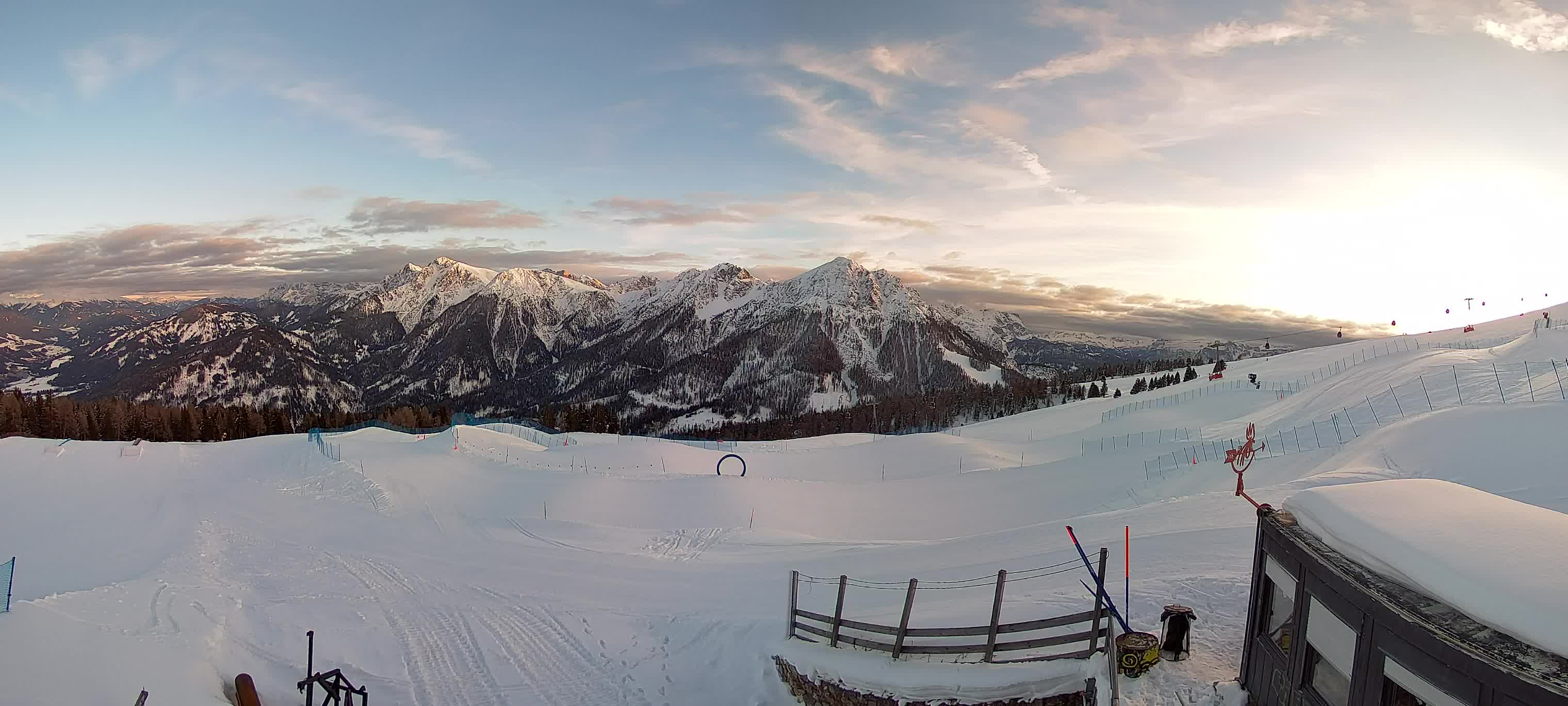Snowpark Kronplatz live webcam