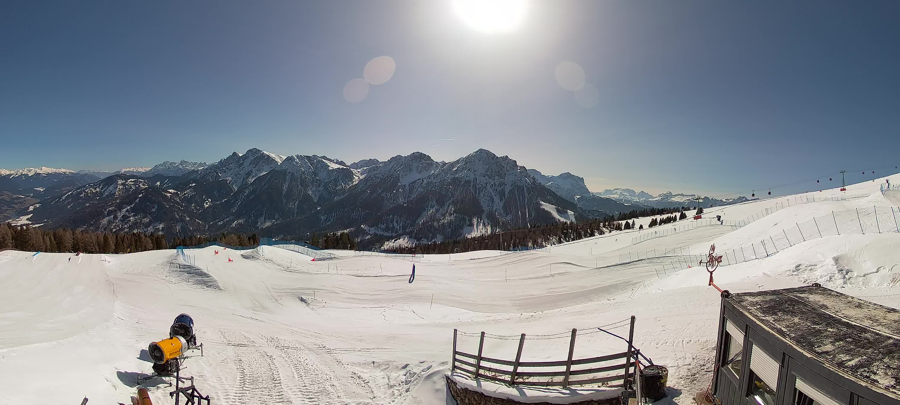 Snowpark Kronplatz live webcam