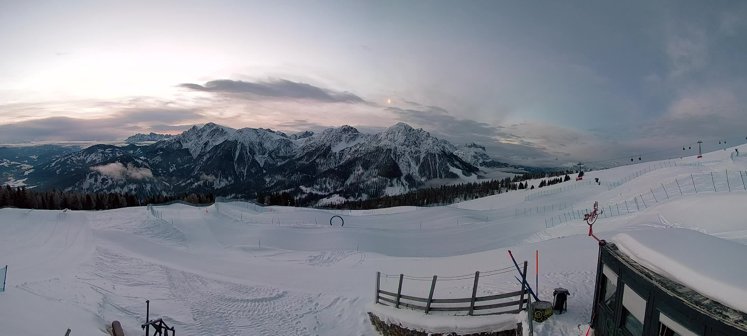 Snowpark Kronplatz live webcam