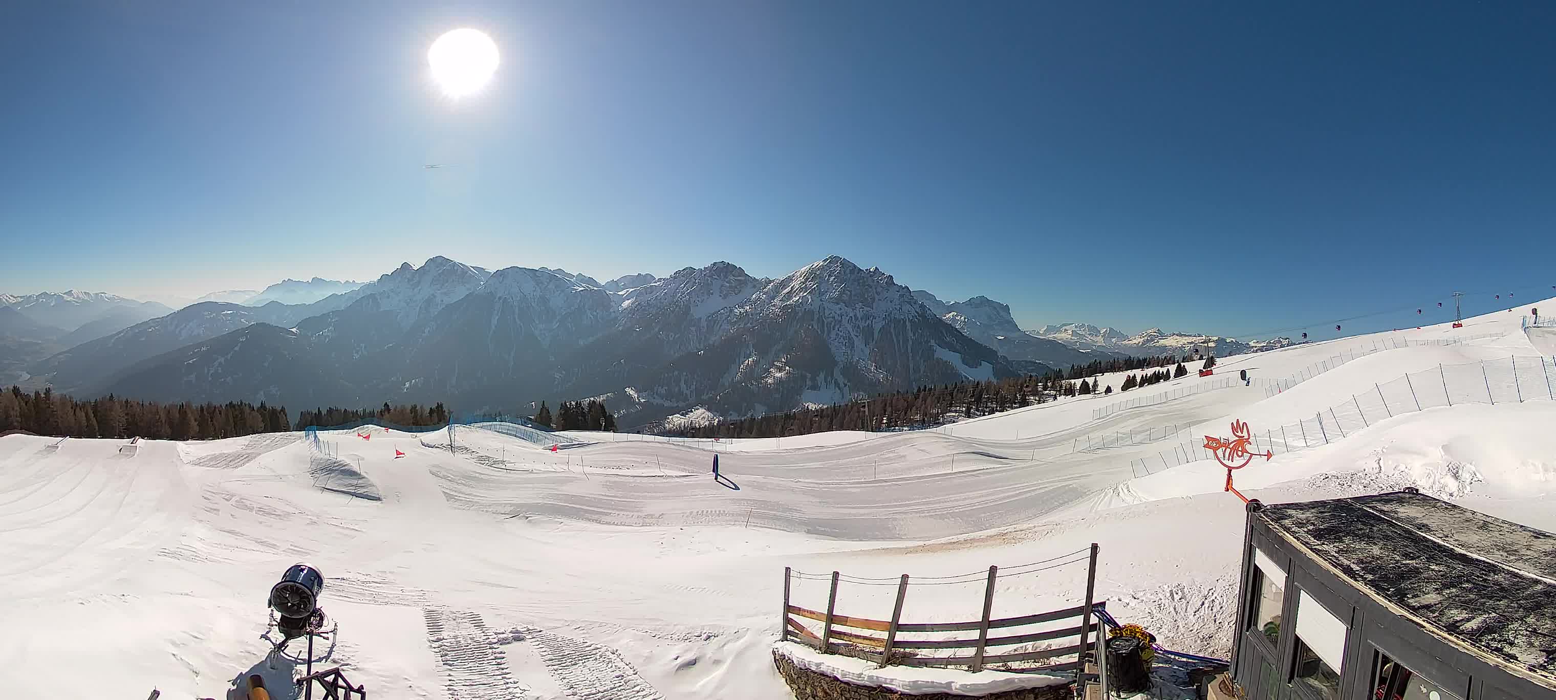 Snowpark Kronplatz live webcam