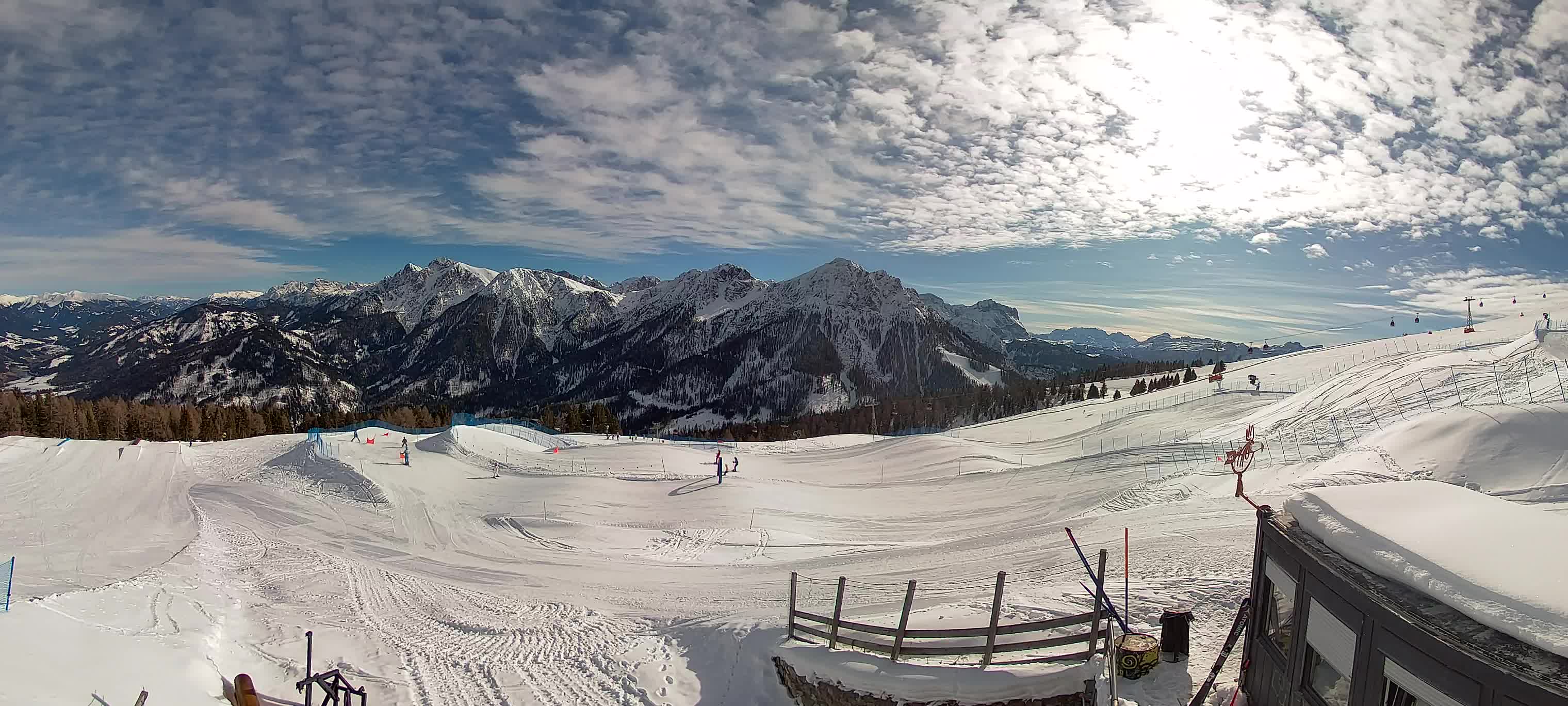 Snowpark Kronplatz live webcam