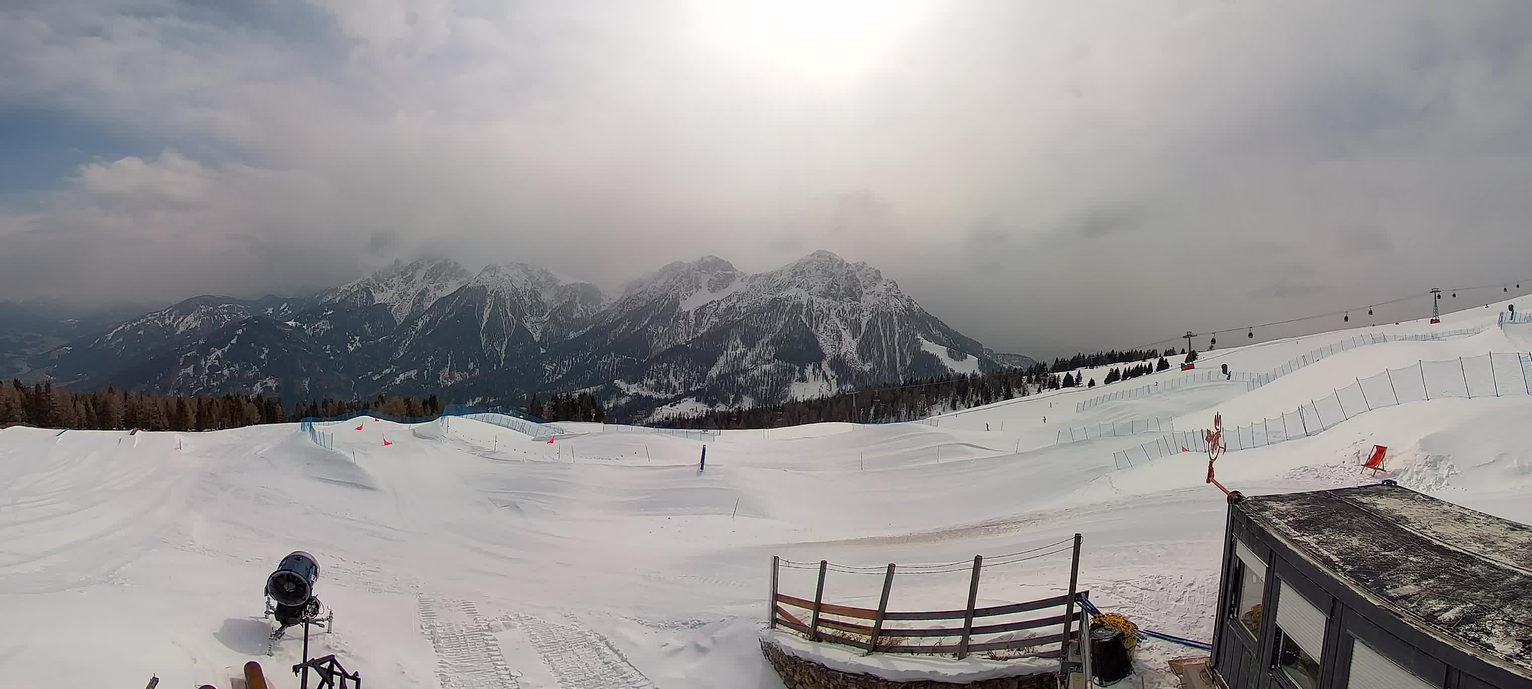 Snowpark Kronplatz live webcam