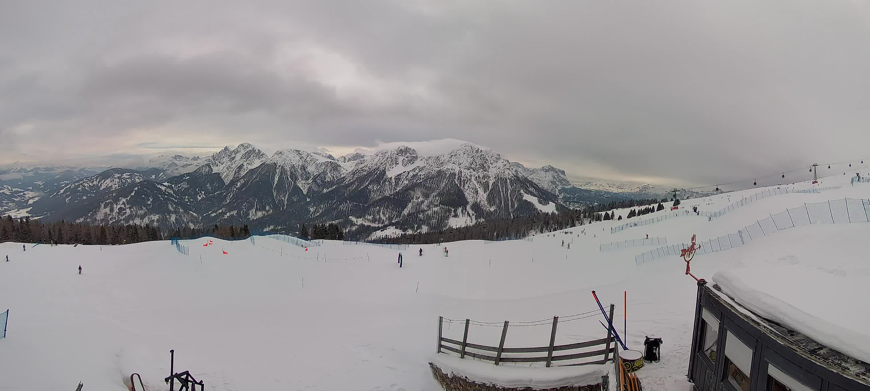 Snowpark Kronplatz live webcam