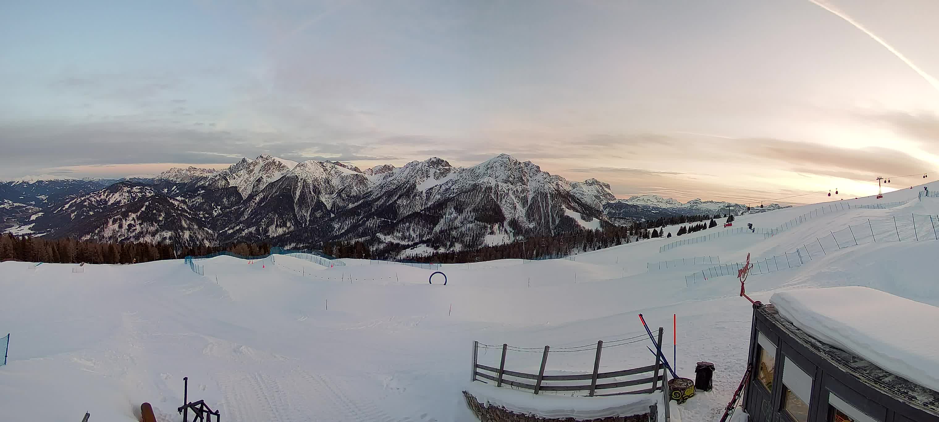 Snowpark Kronplatz live webcam