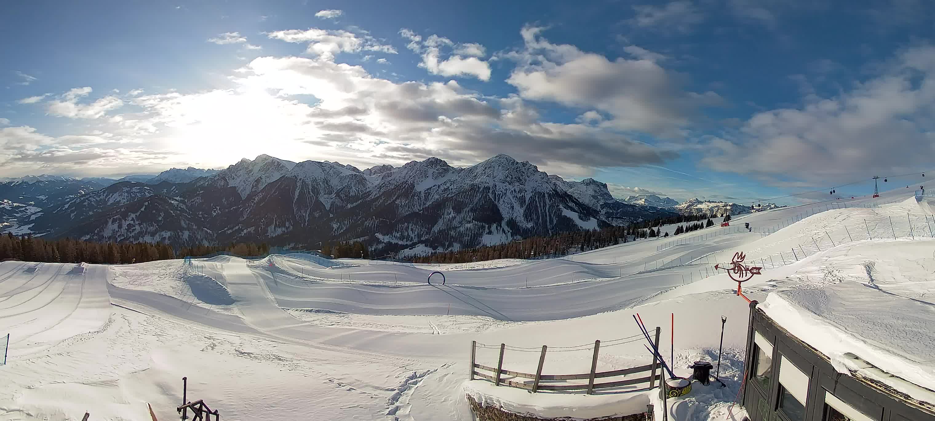 Snowpark Kronplatz live webcam