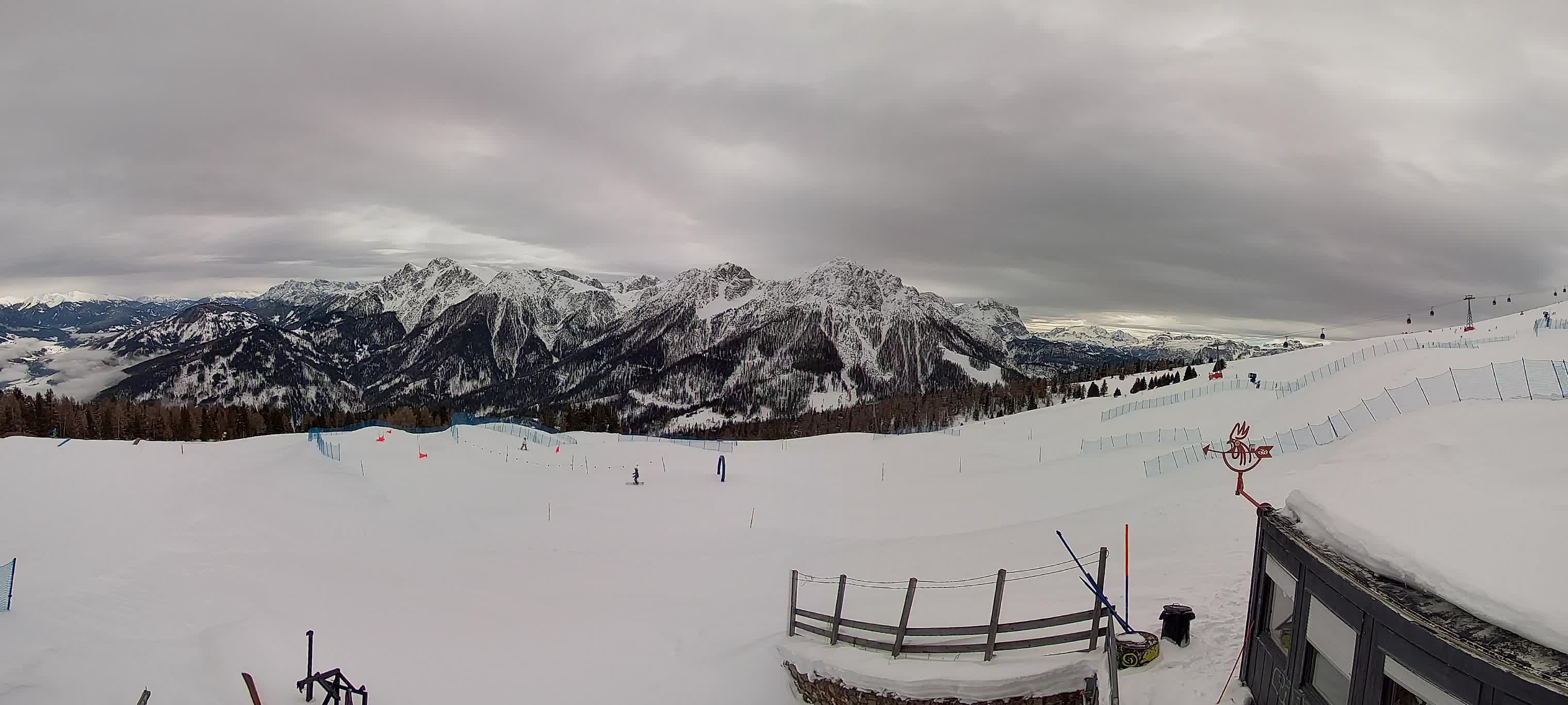 Snowpark Kronplatz live webcam