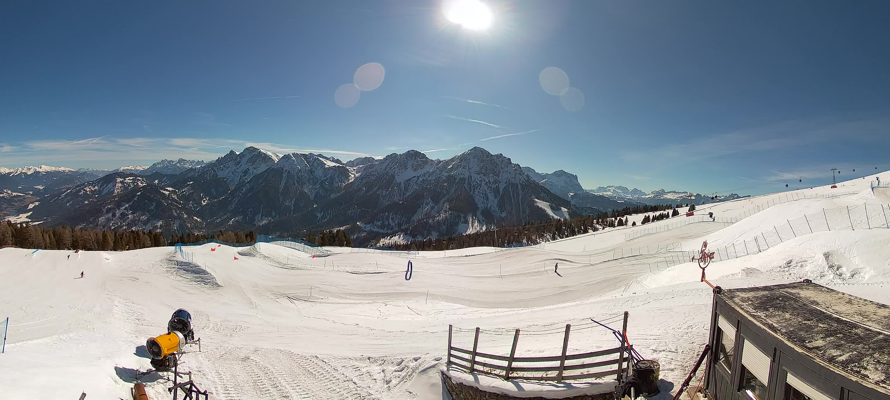 Snowpark Kronplatz live webcam