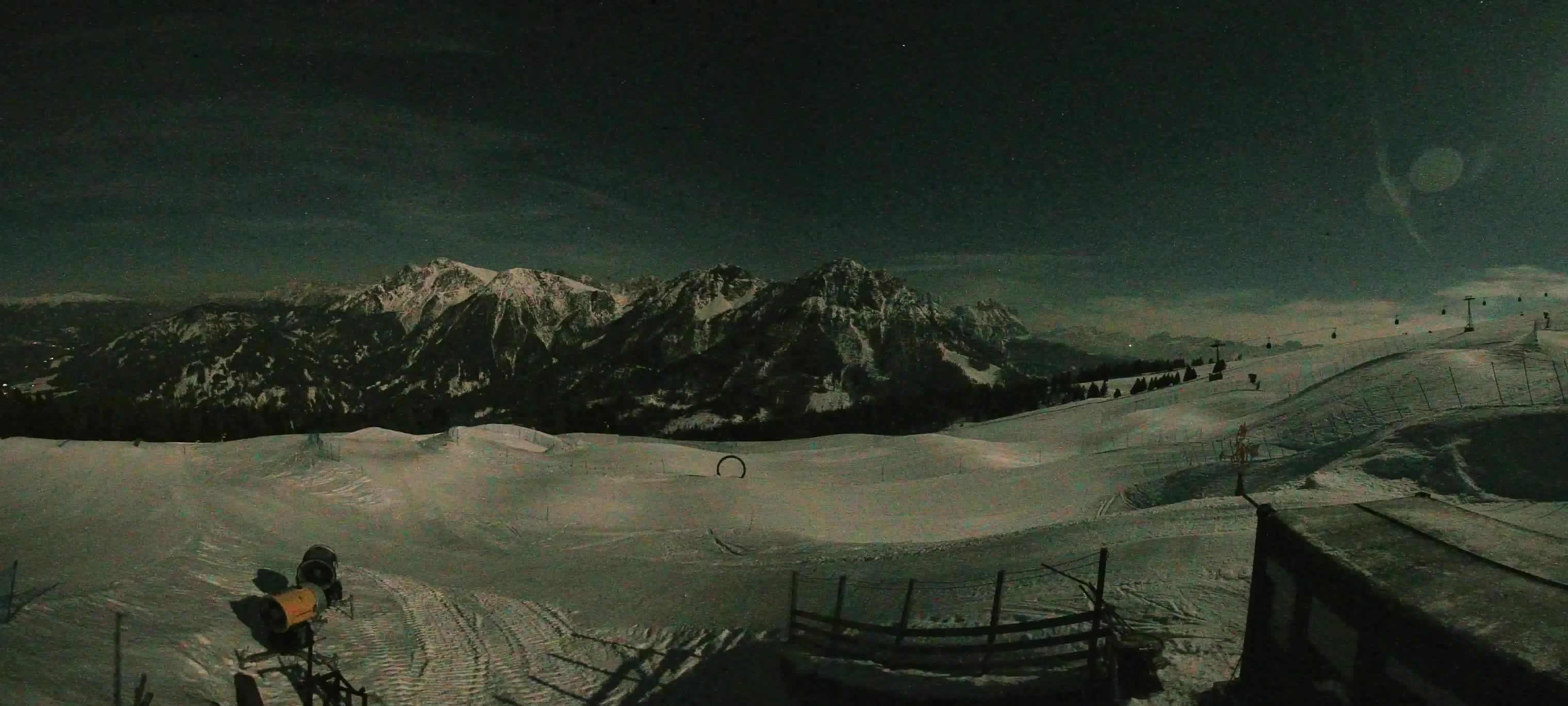 Snowpark Kronplatz live webcam