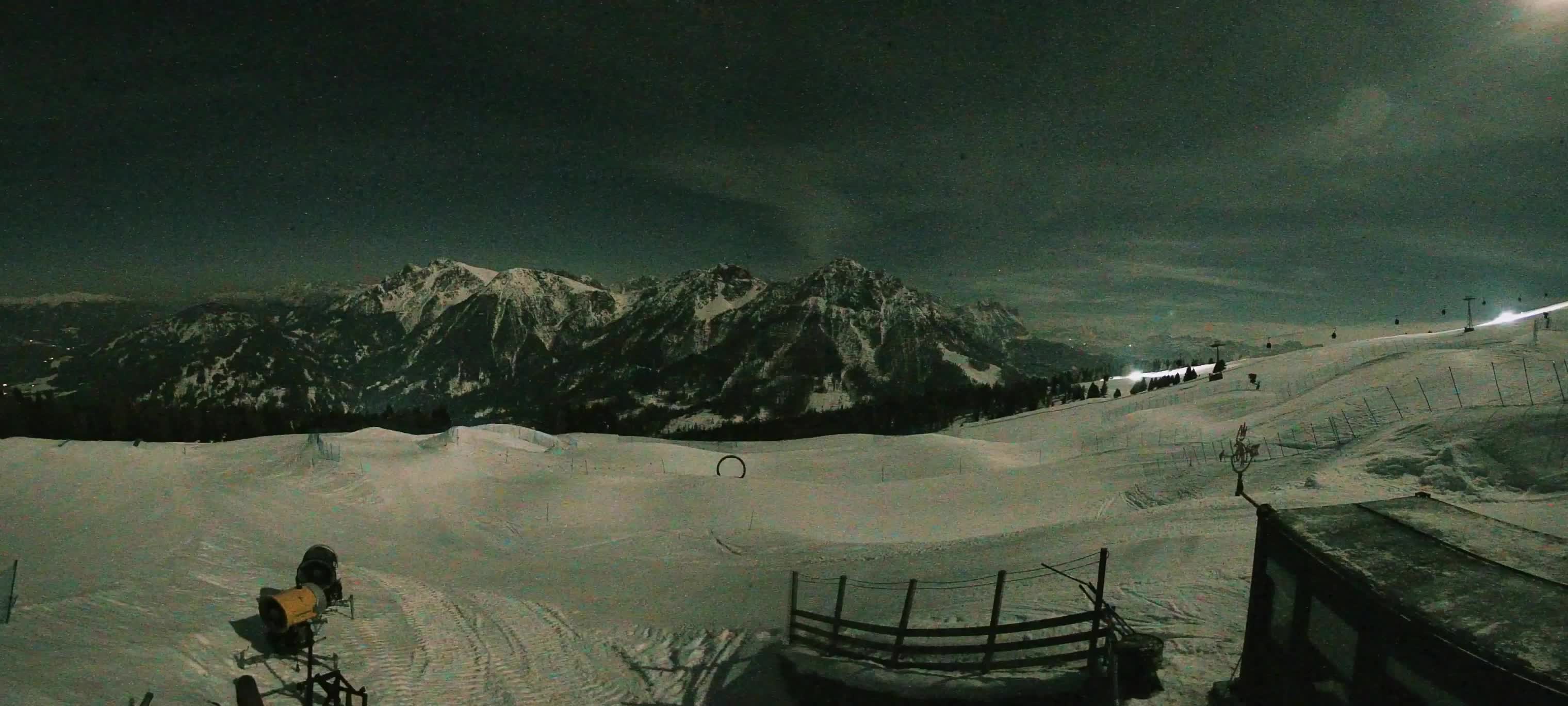 Snowpark Kronplatz live webcam