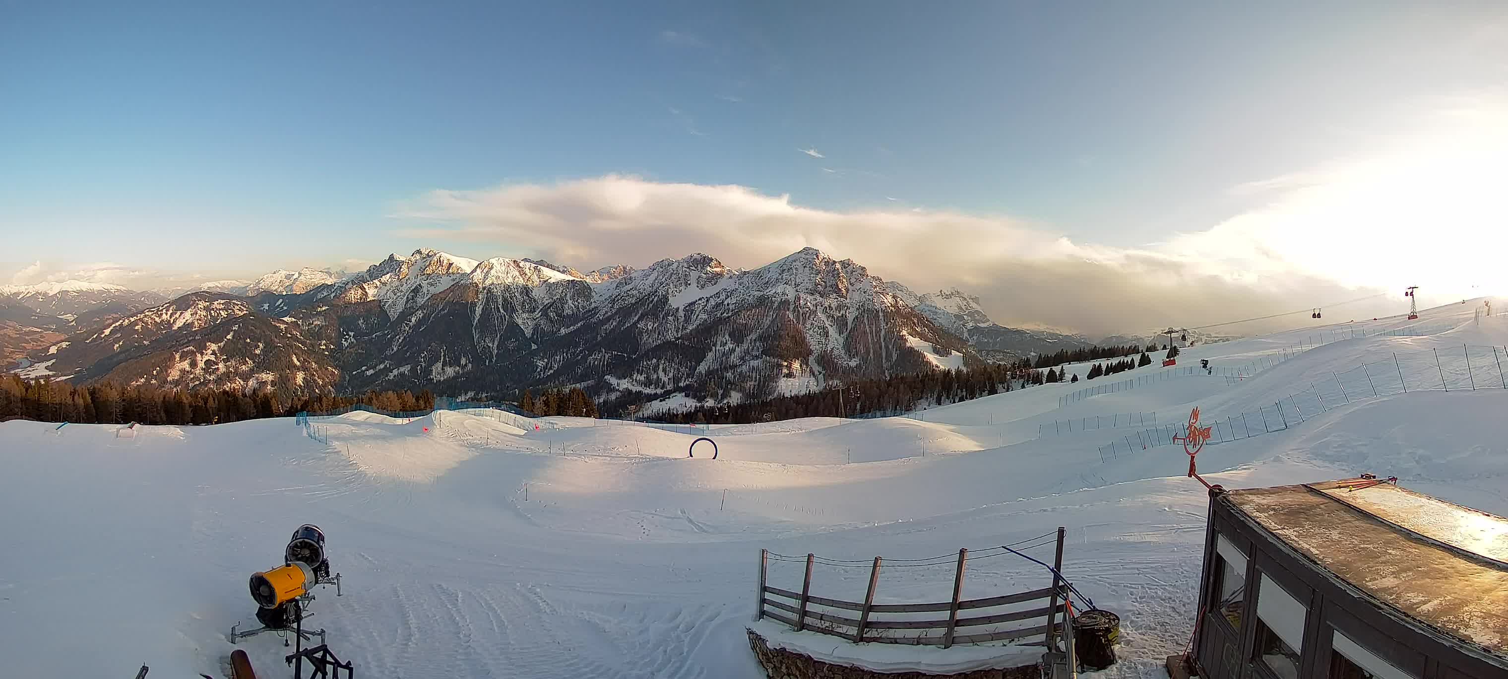 Snowpark Kronplatz live webcam