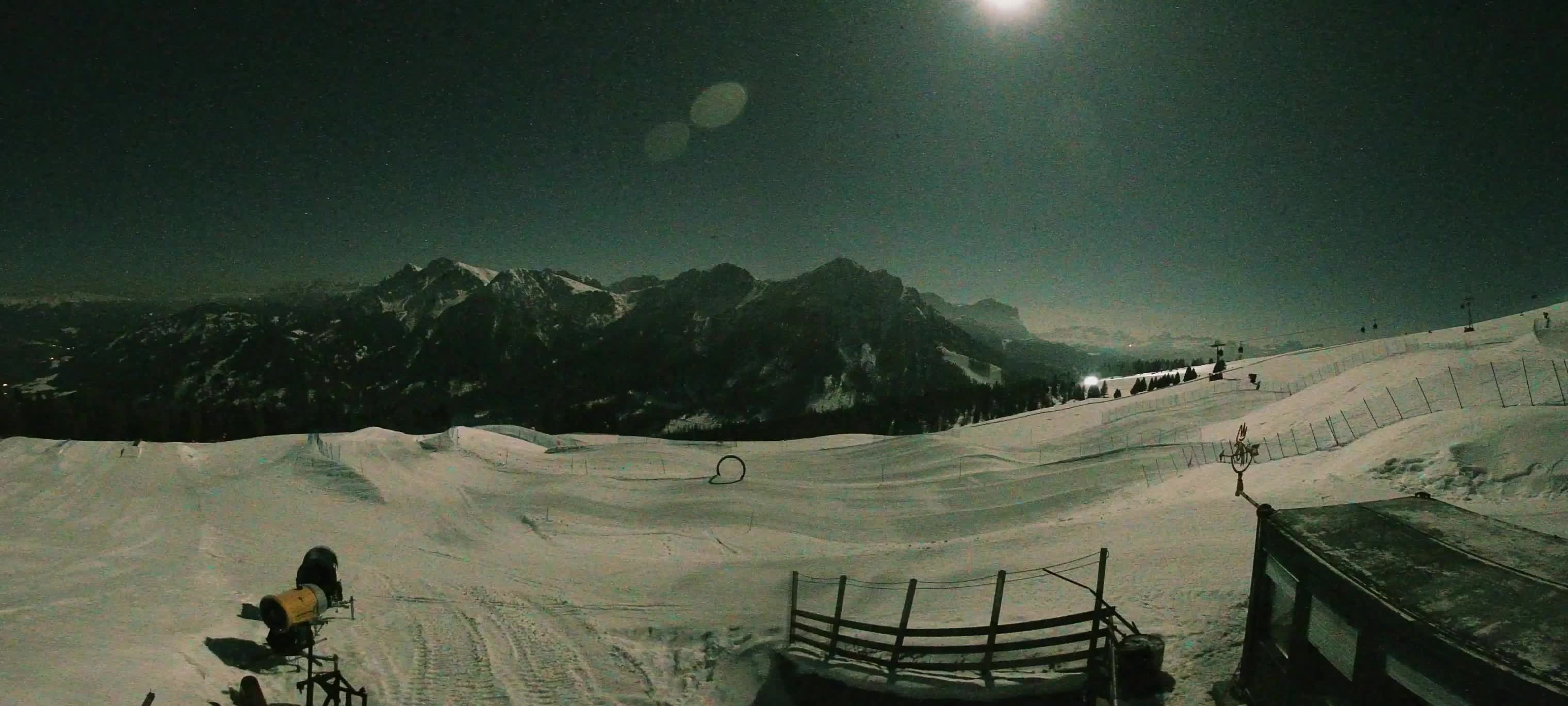 Snowpark Kronplatz live webcam