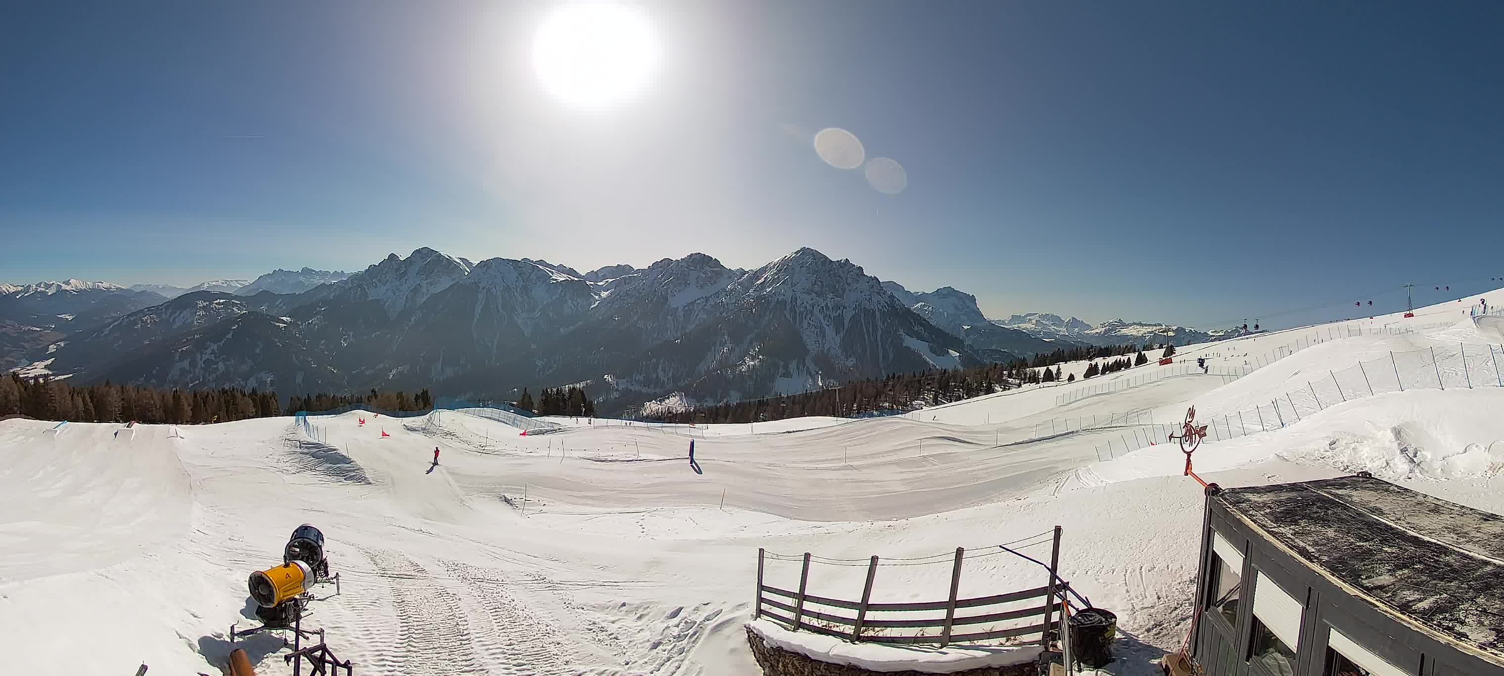 Snowpark Kronplatz live webcam