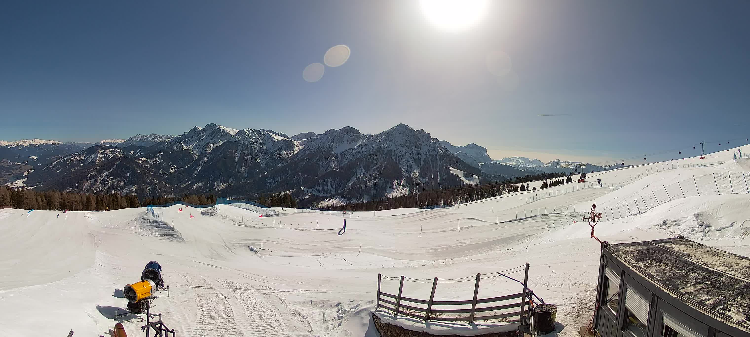 Snowpark Kronplatz live webcam