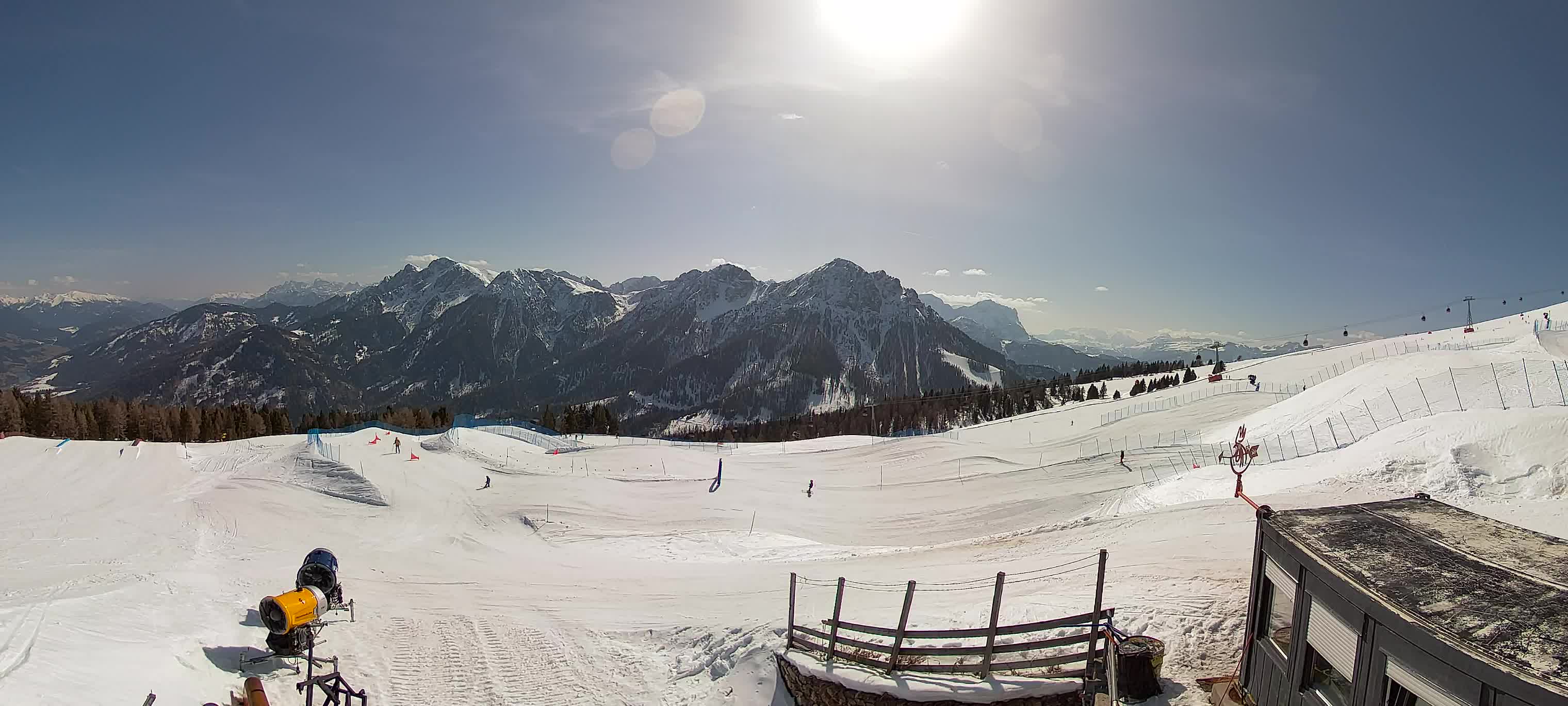 Snowpark Kronplatz live webcam