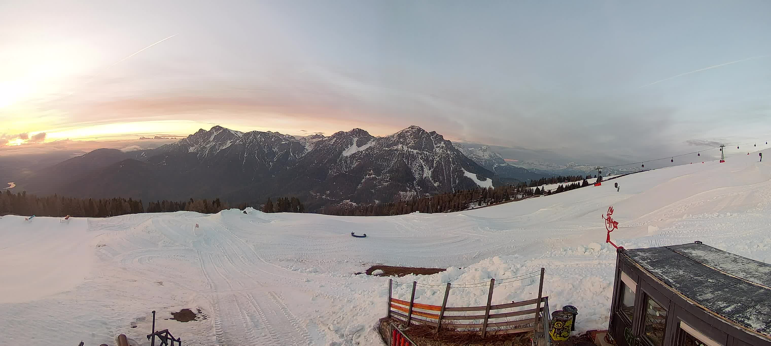 Snowpark Kronplatz live webcam
