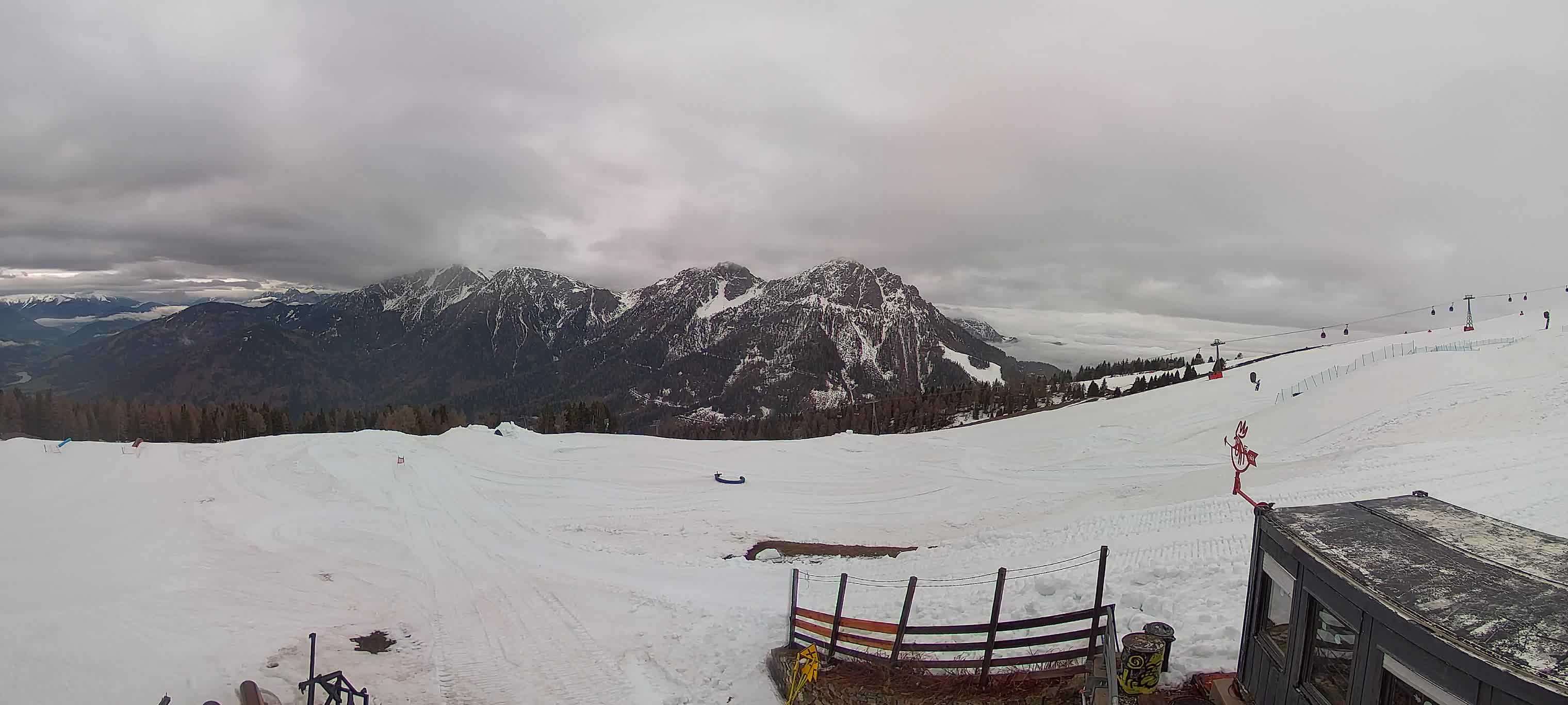 Snowpark Kronplatz live webcam