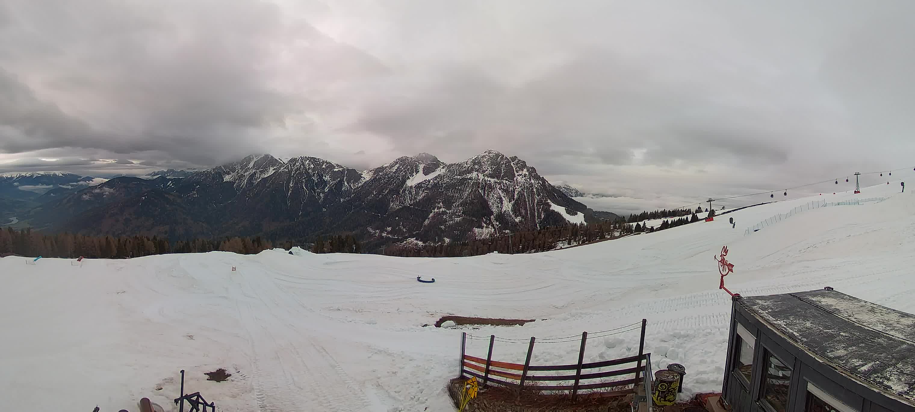 Snowpark Kronplatz live webcam