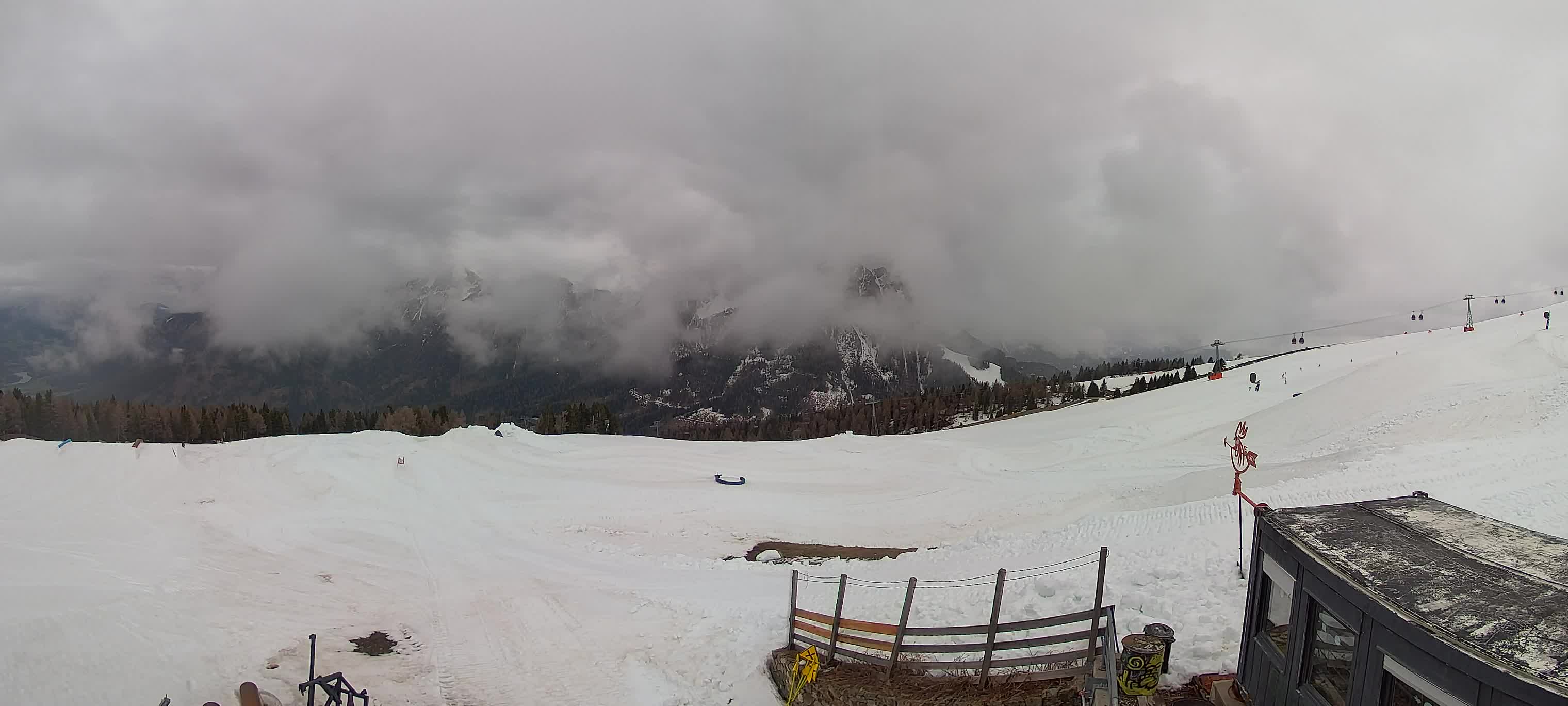 Snowpark Kronplatz live webcam