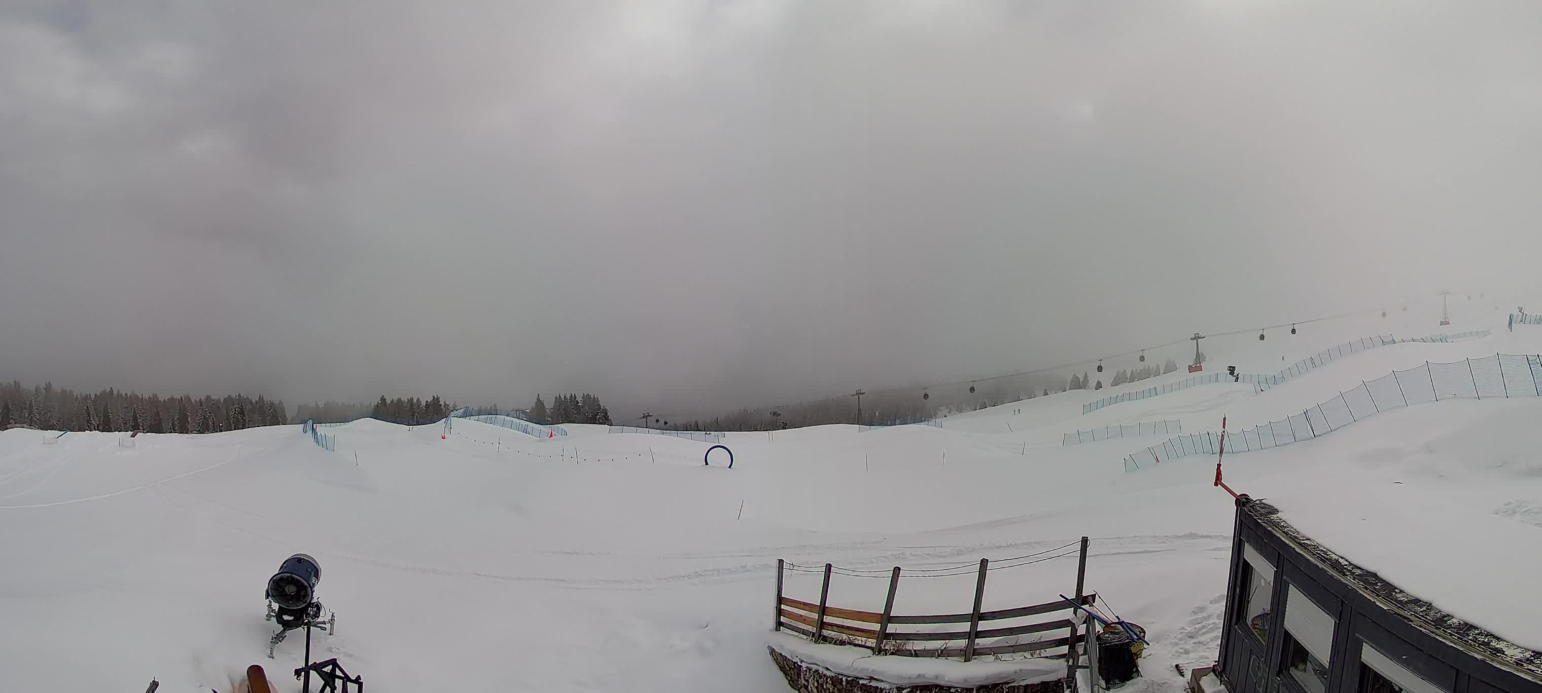 Snowpark Kronplatz live webcam