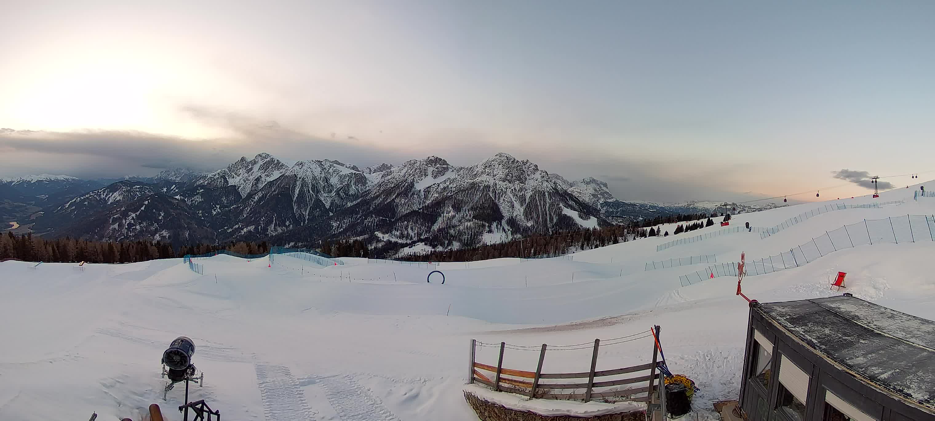 Snowpark Kronplatz live webcam