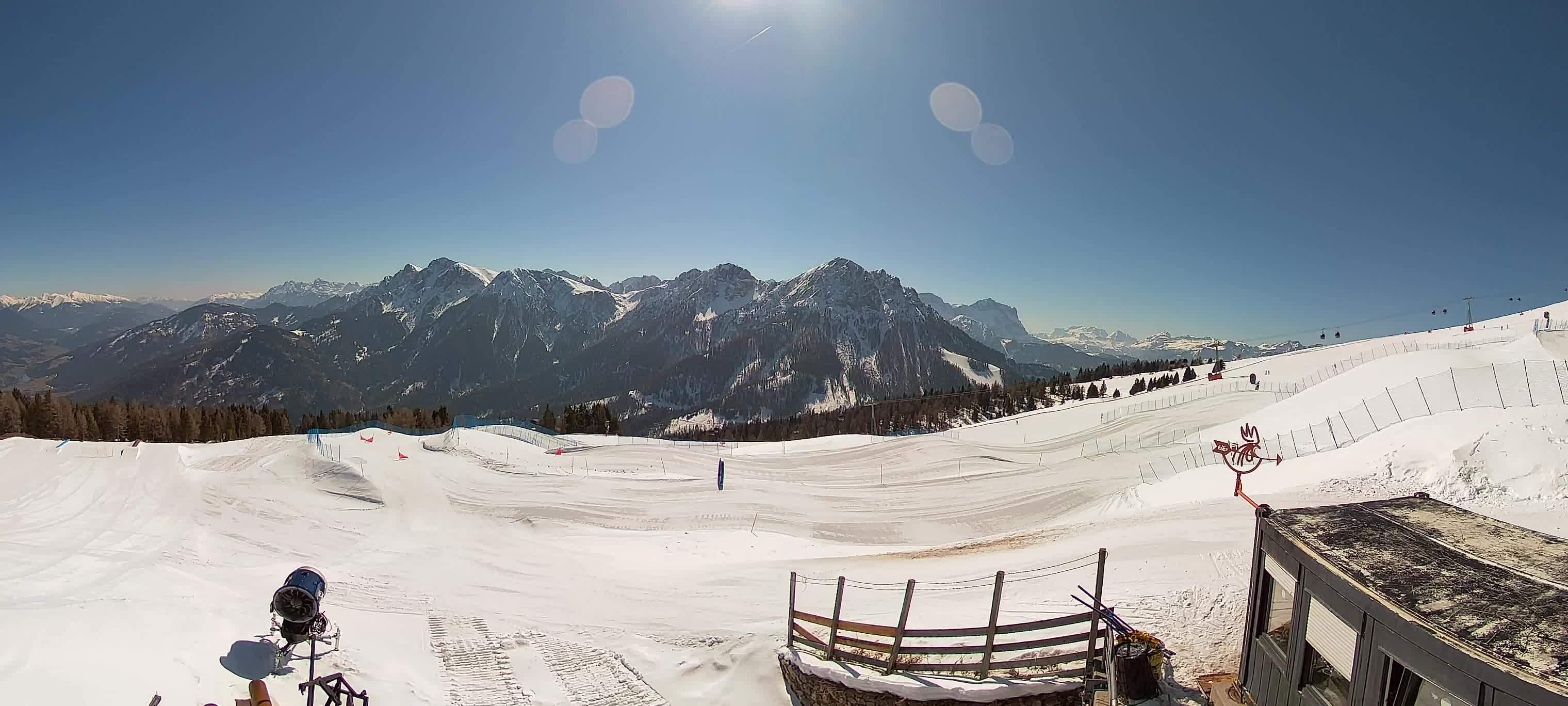 Snowpark Kronplatz live webcam