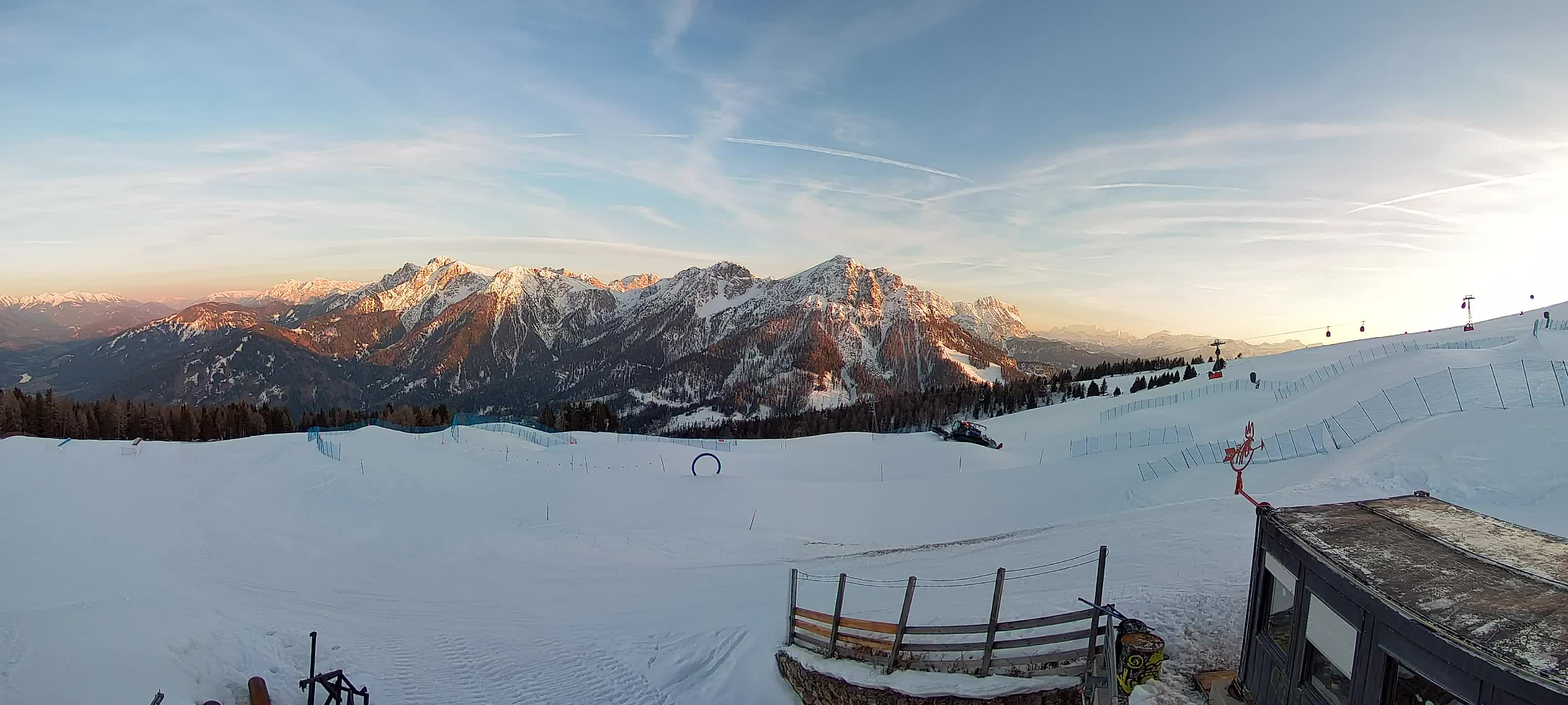Snowpark Kronplatz live webcam