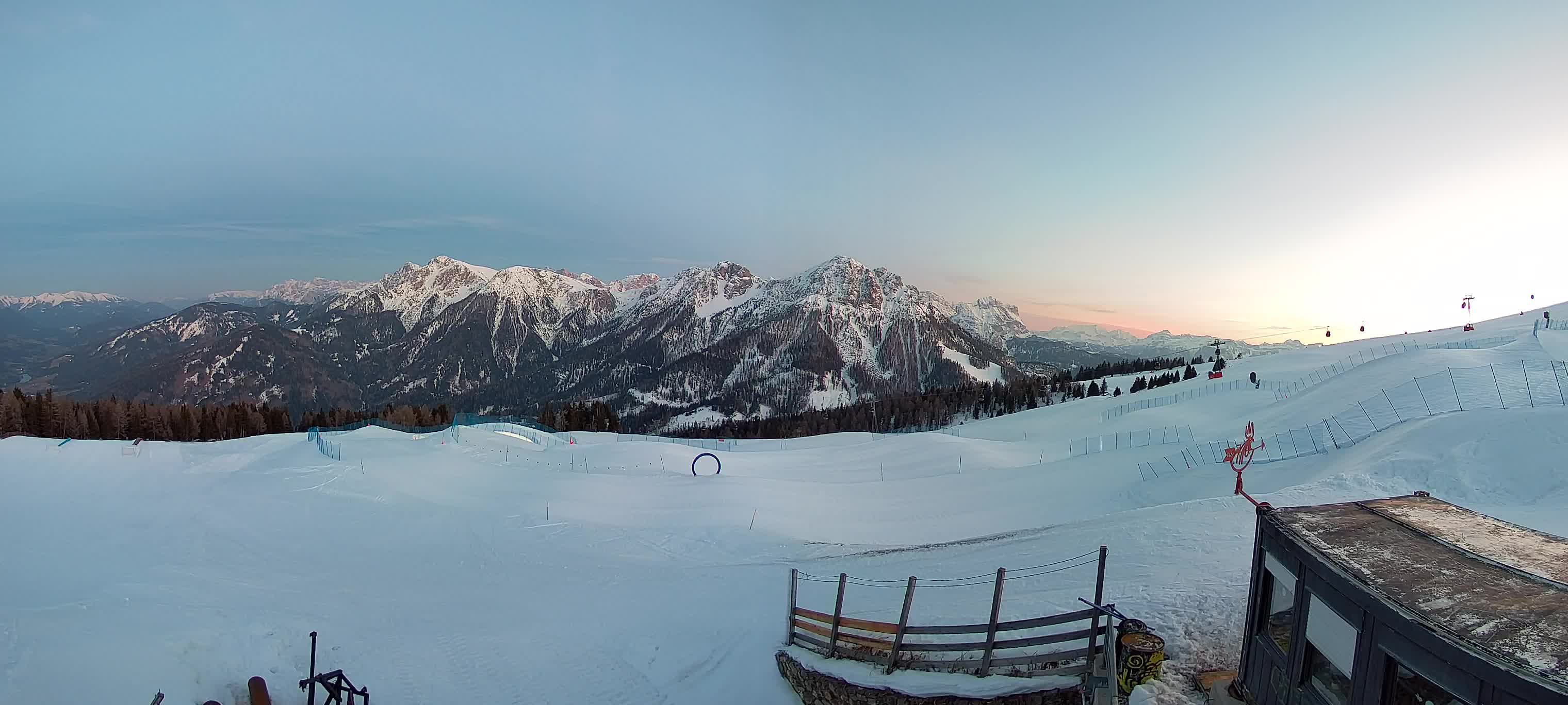 Snowpark Kronplatz live webcam