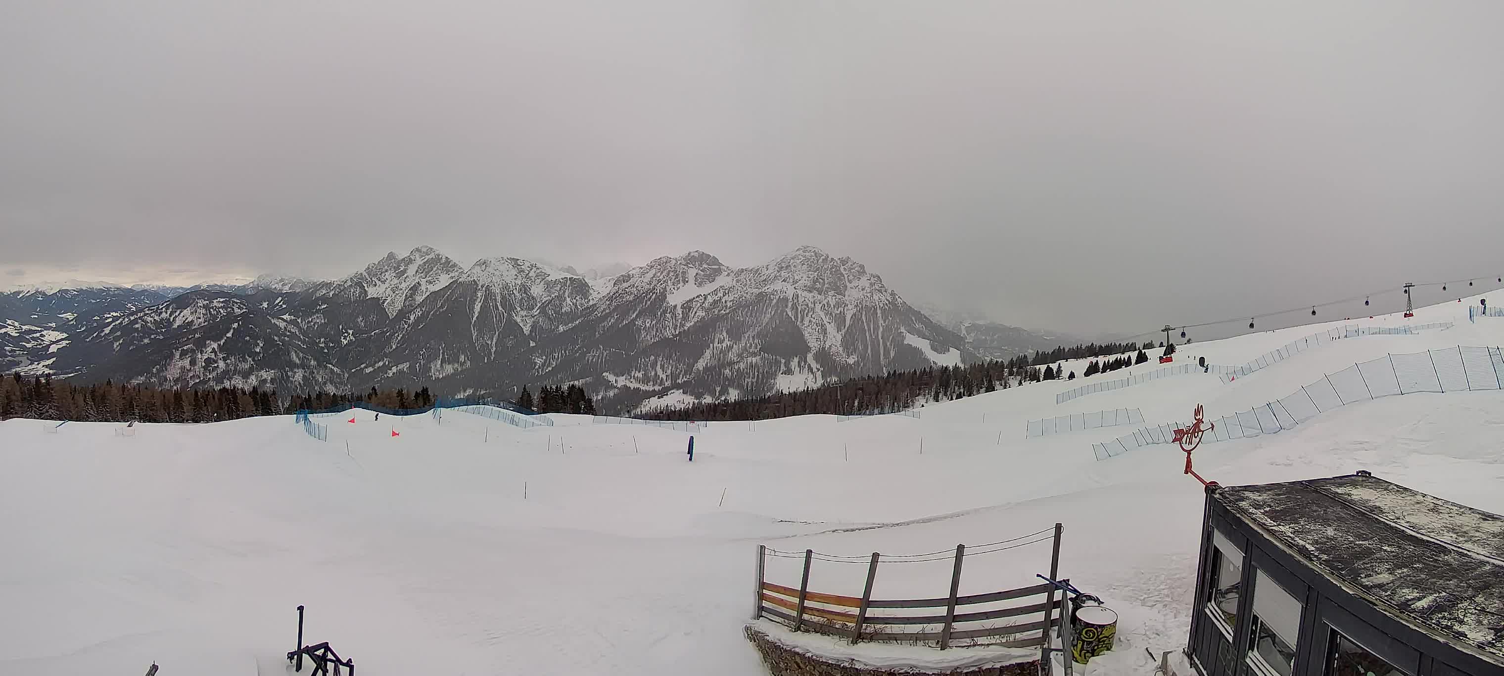 Snowpark Kronplatz live webcam