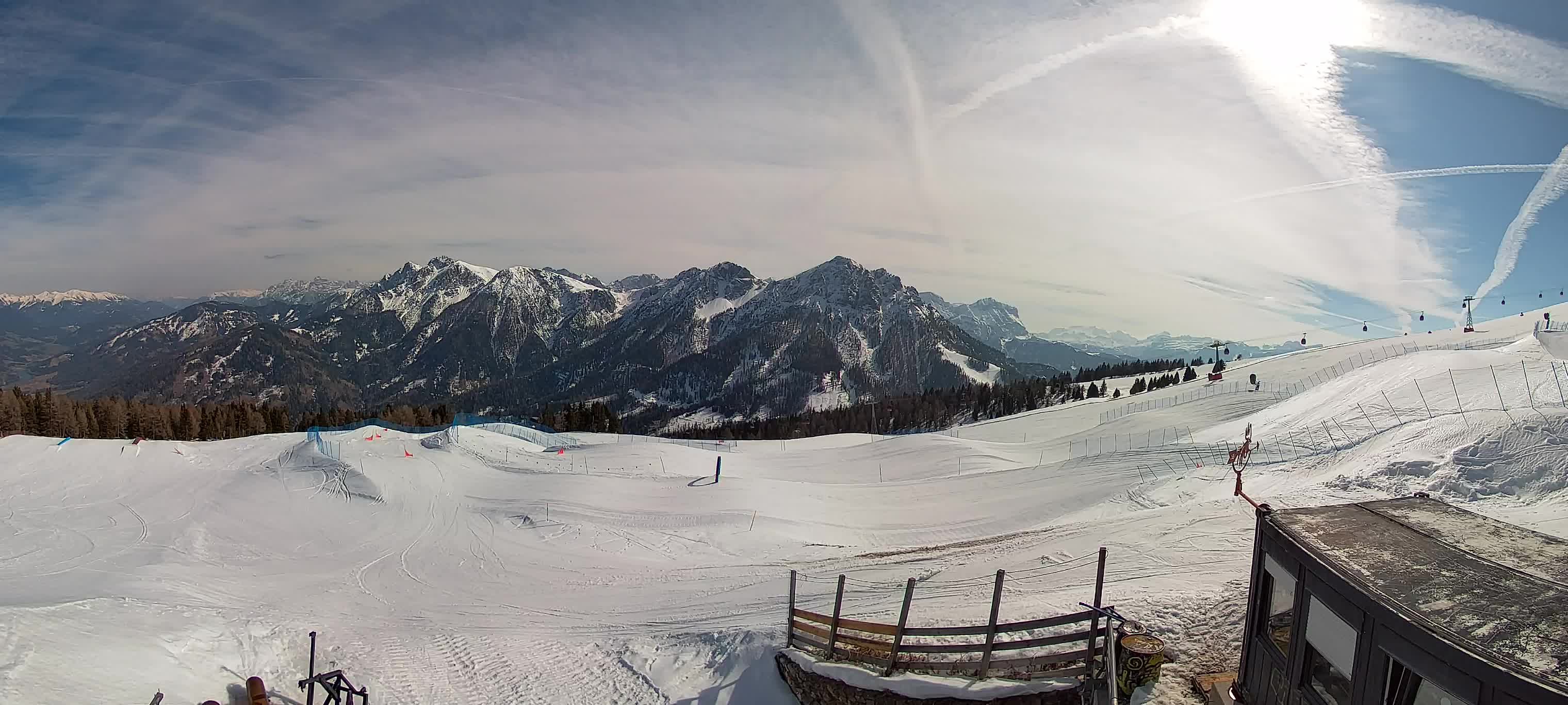 Snowpark Kronplatz live webcam