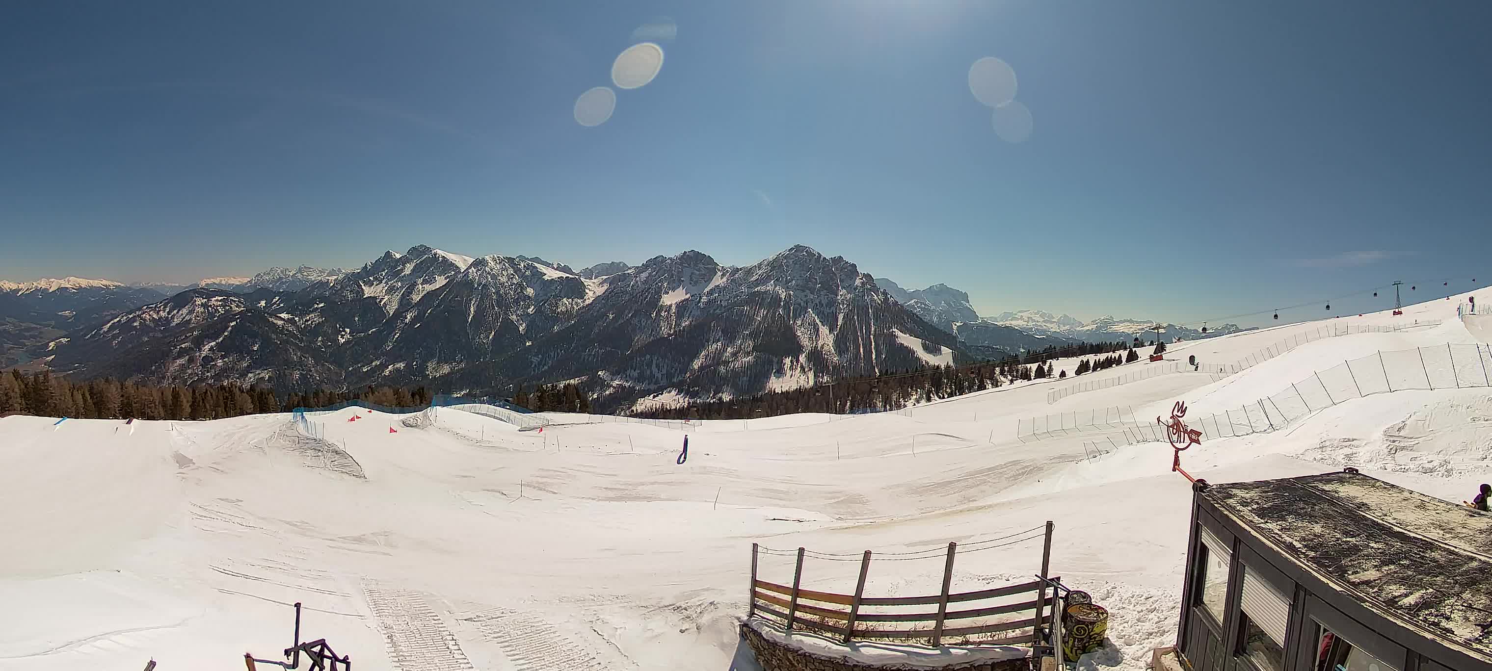 Snowpark Kronplatz live webcam