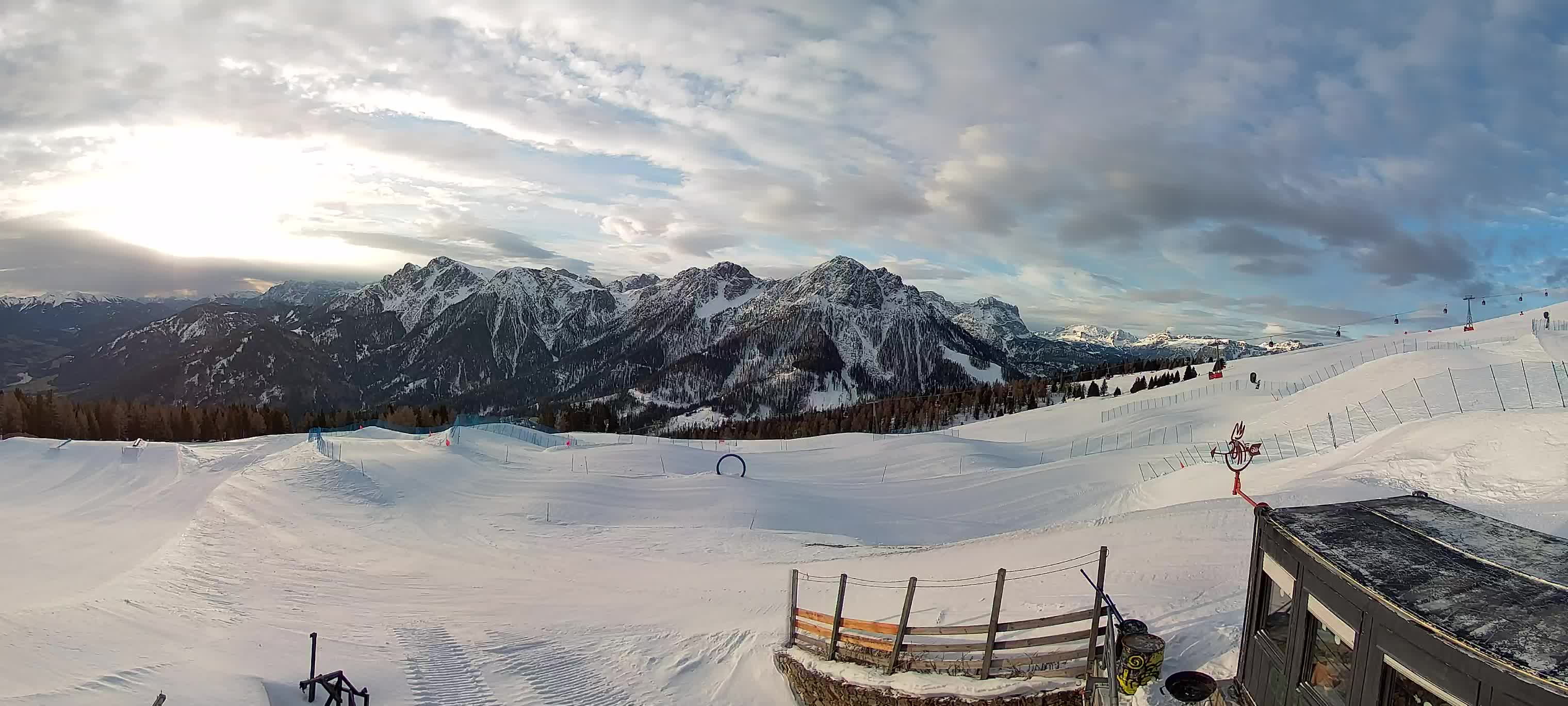 Snowpark Kronplatz live webcam