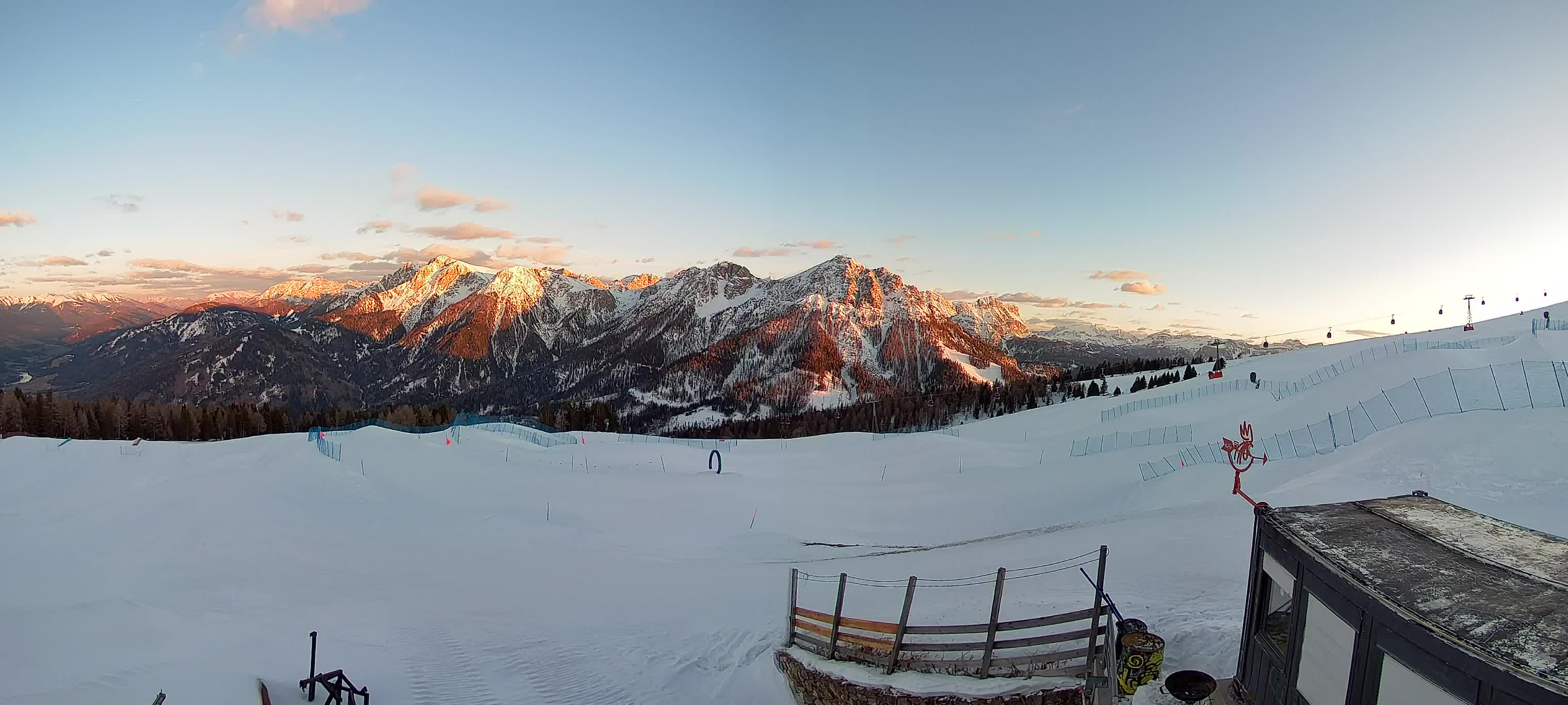 Snowpark Kronplatz live webcam