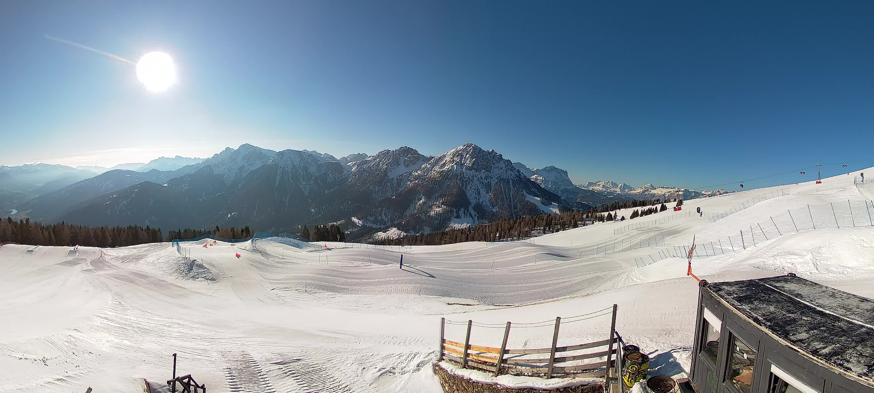 Snowpark Kronplatz live webcam