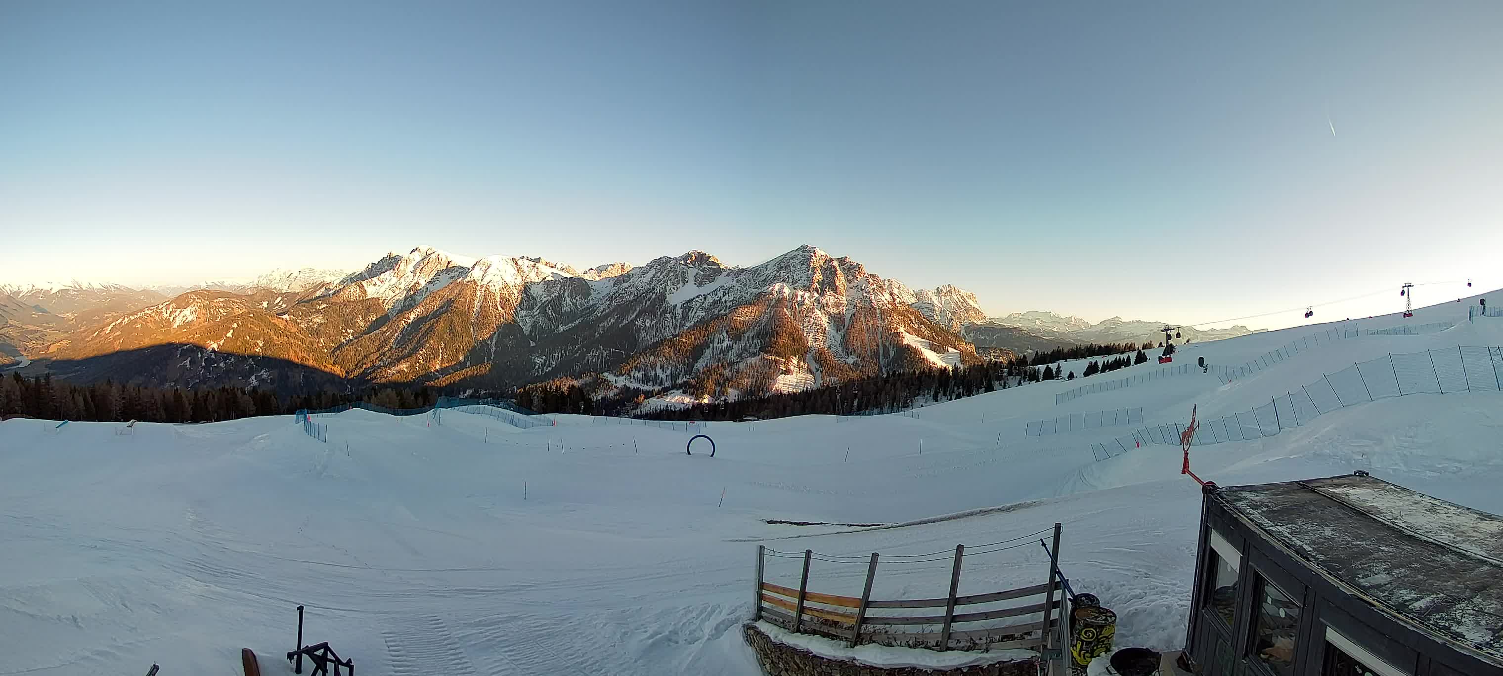 Snowpark Kronplatz live webcam