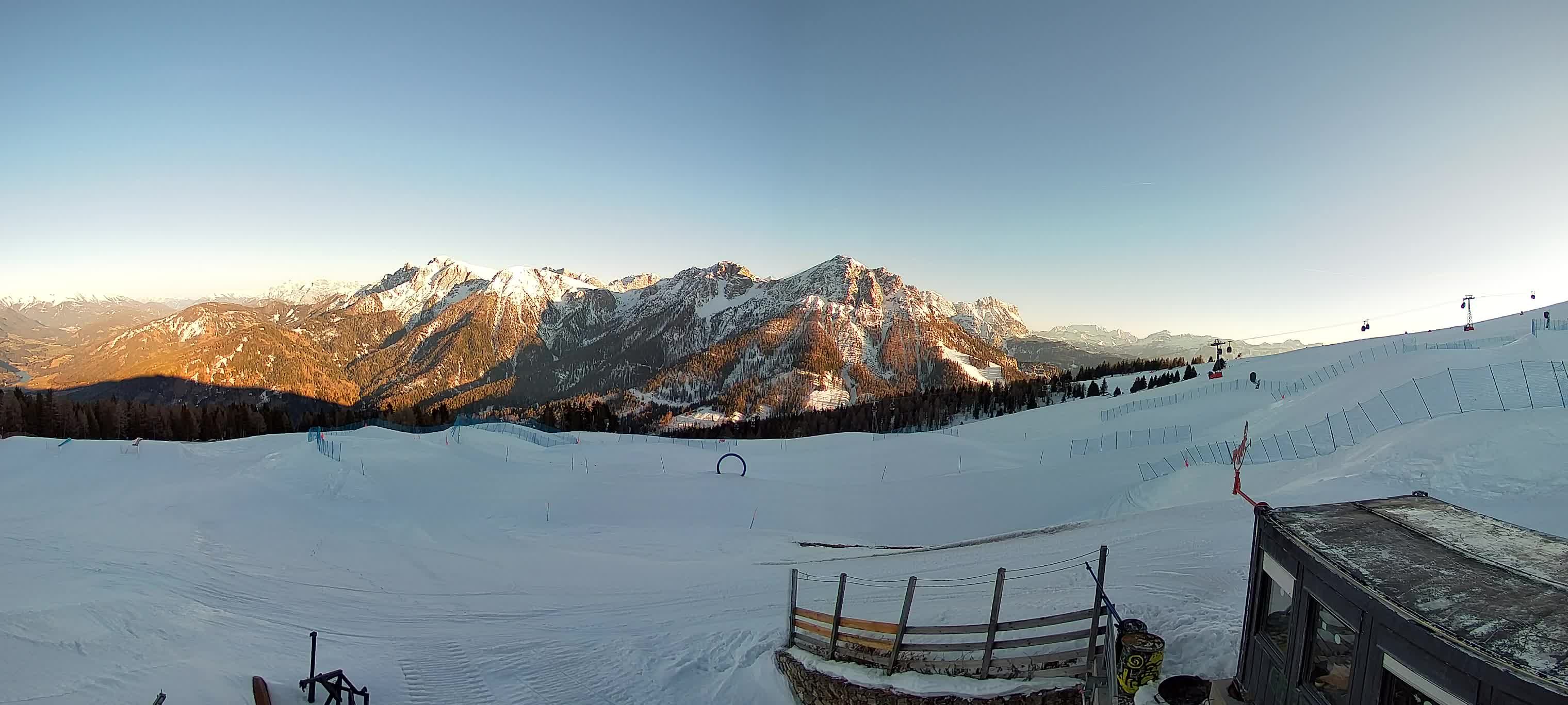 Snowpark Kronplatz live webcam