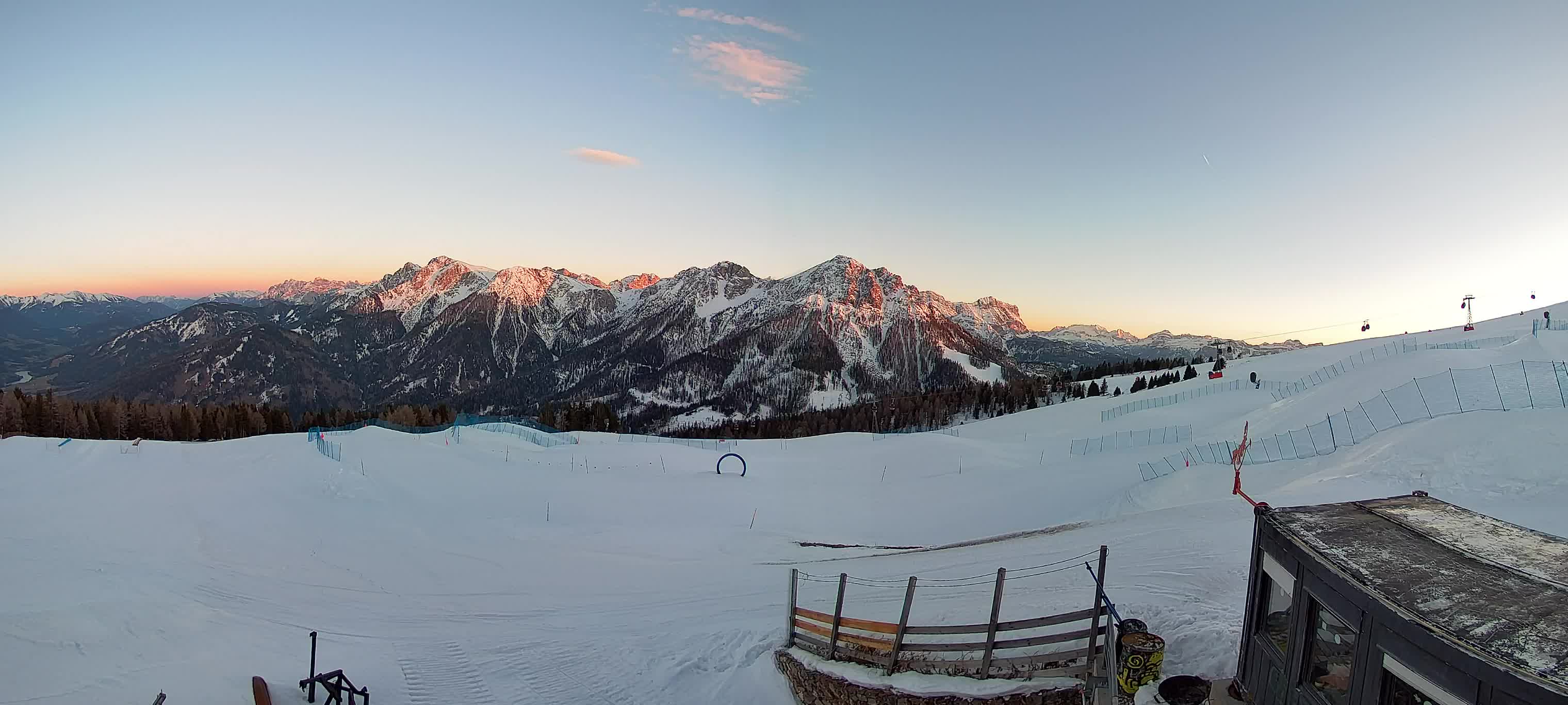 Snowpark Kronplatz live webcam