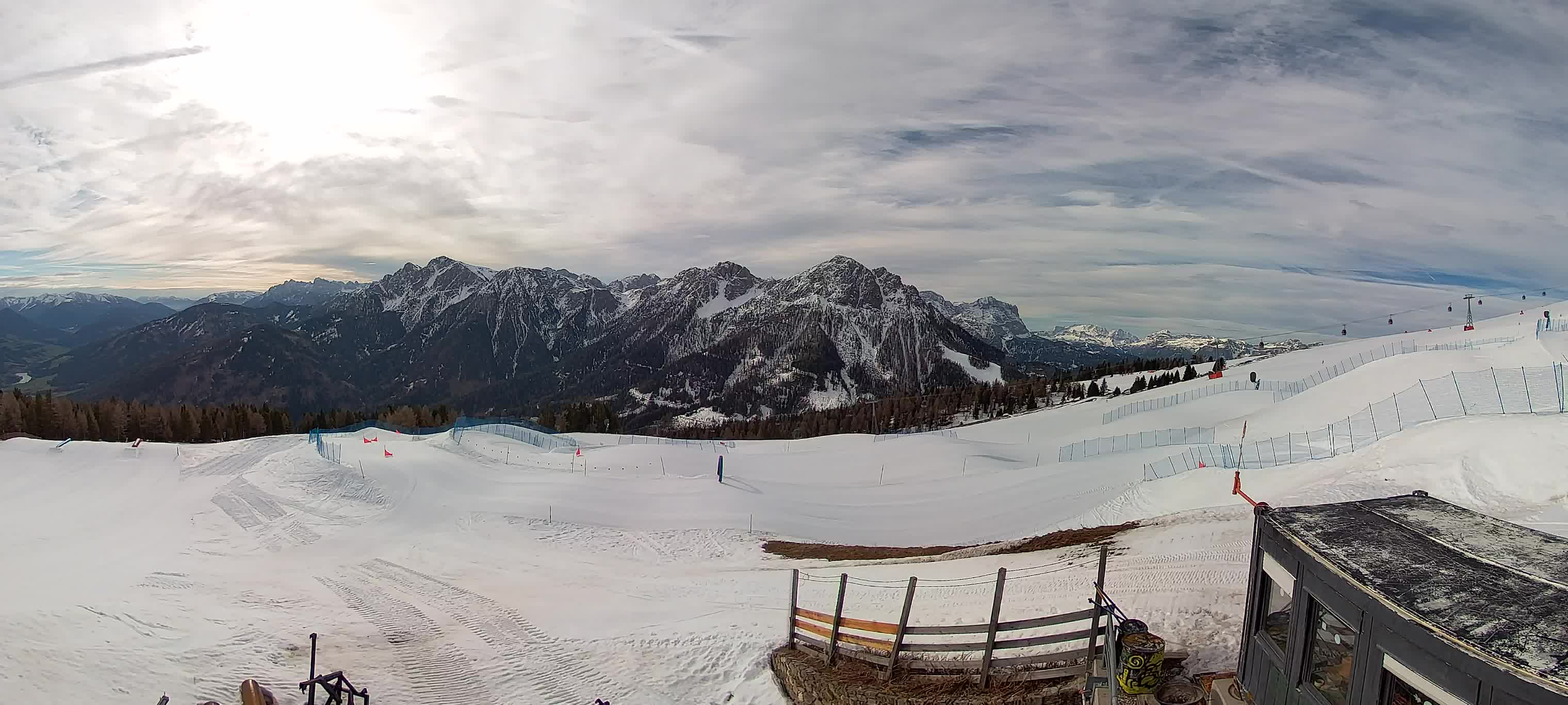 Snowpark Kronplatz live webcam
