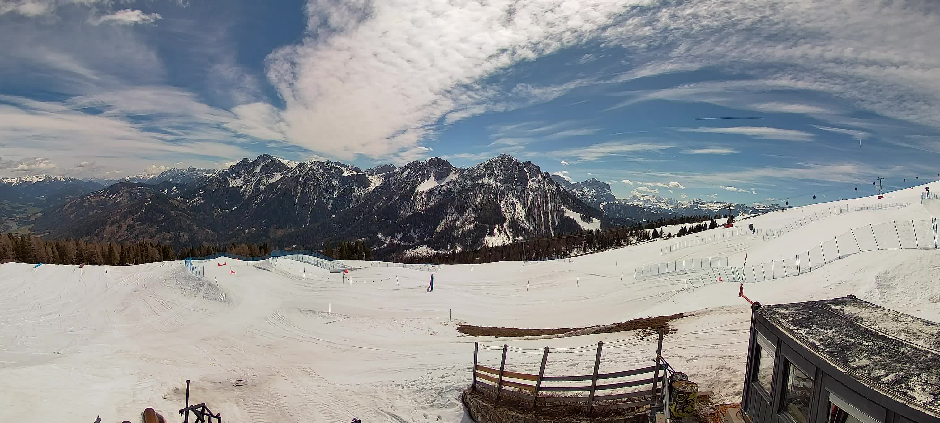 Snowpark Kronplatz live webcam