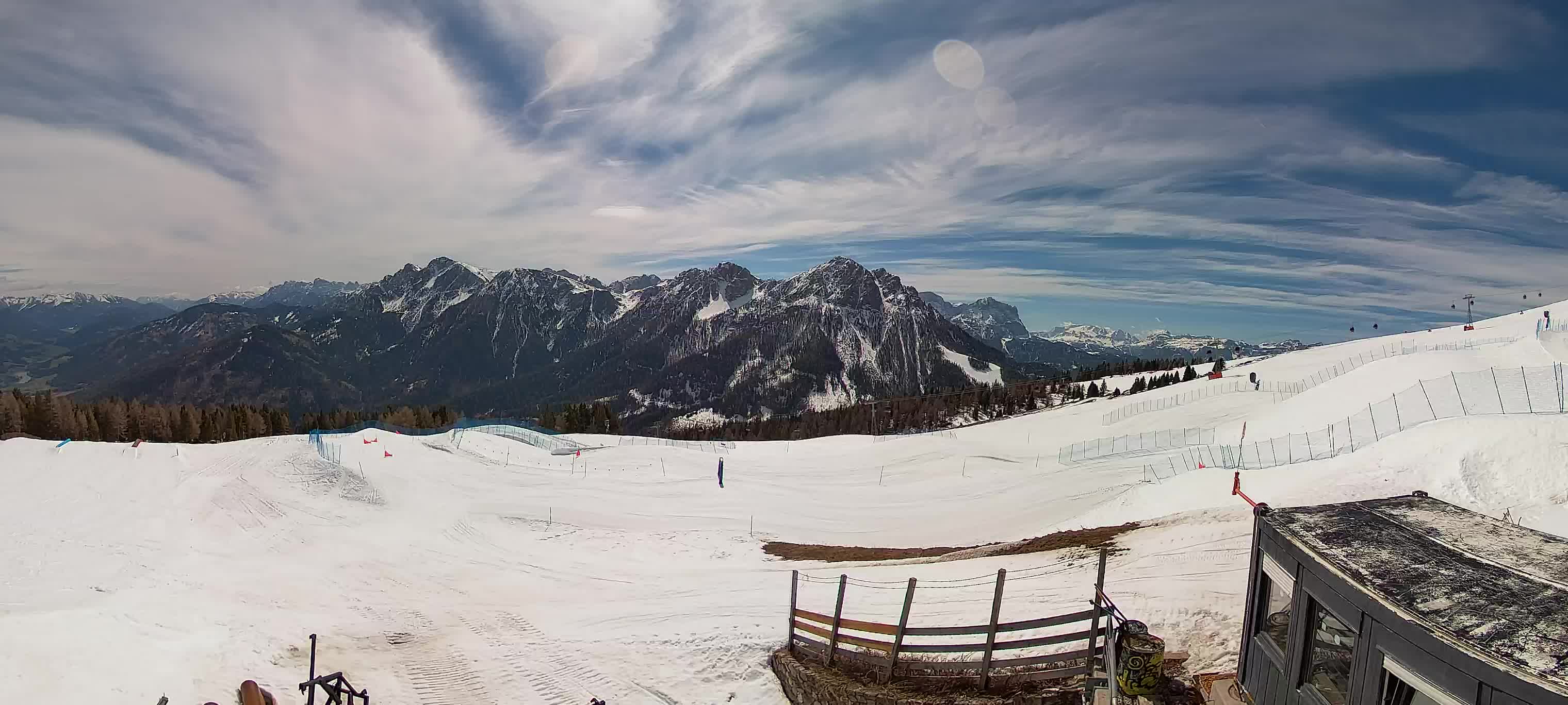 Snowpark Kronplatz live webcam