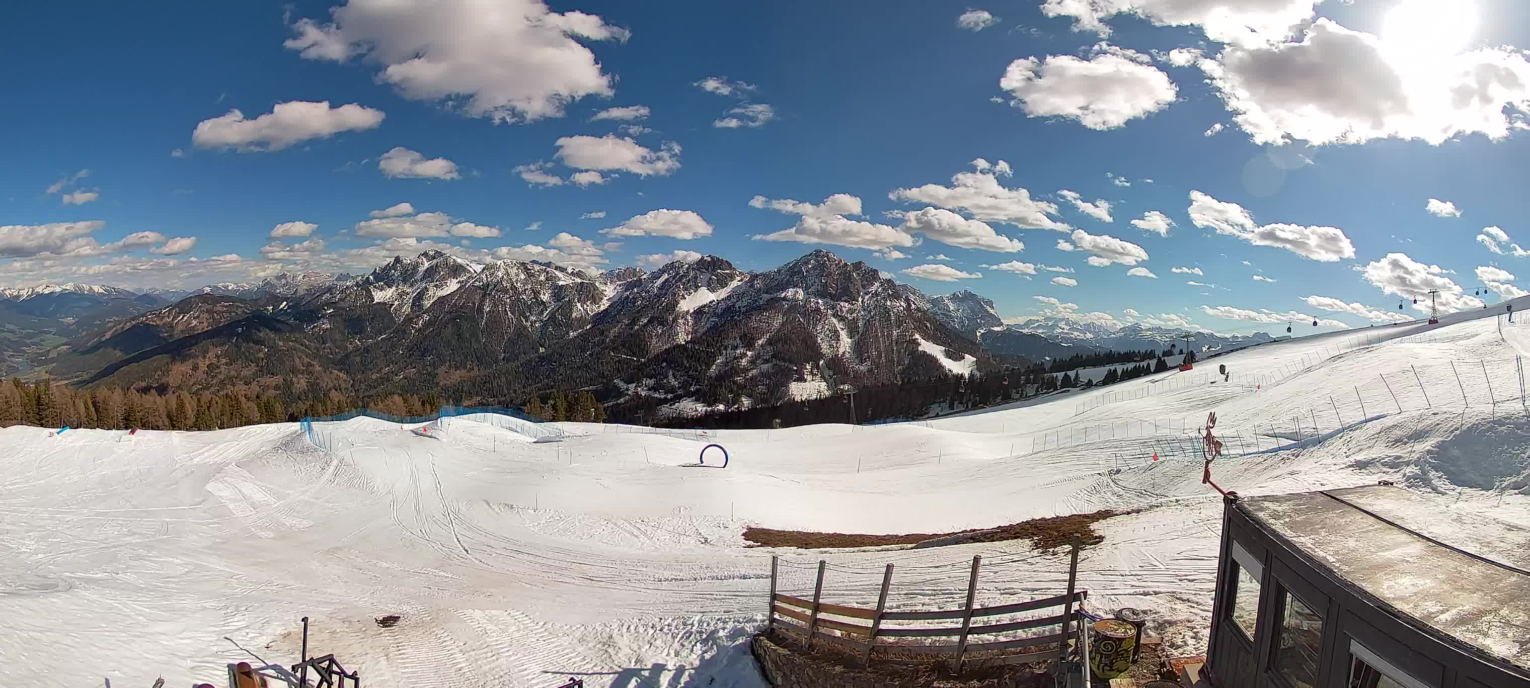 Snowpark Kronplatz live webcam