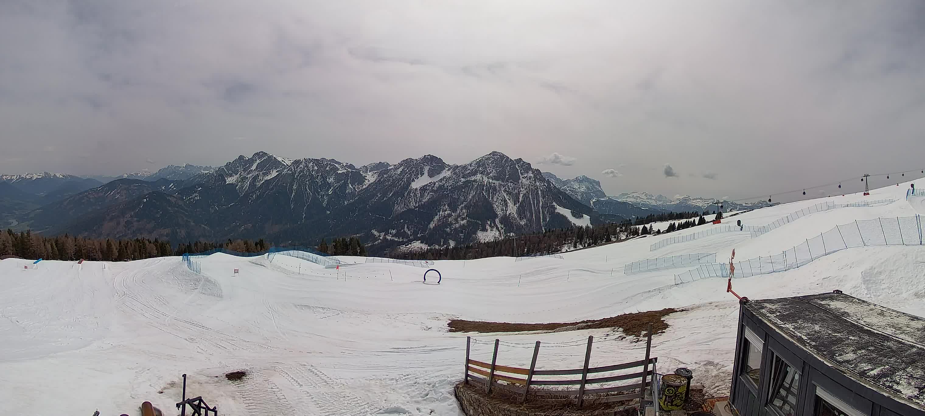Snowpark Kronplatz live webcam