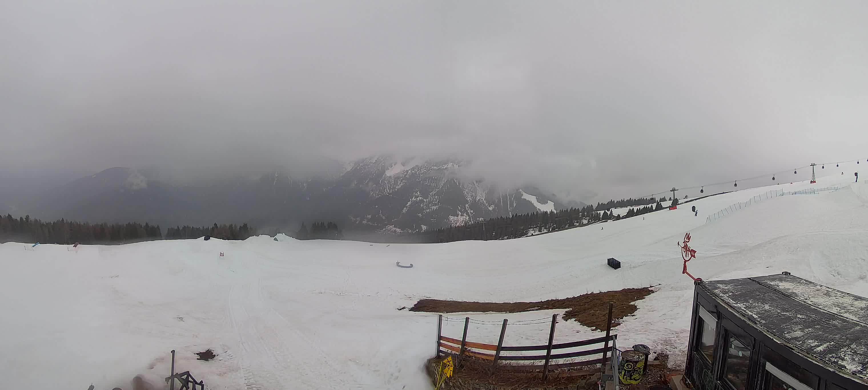 Snowpark Kronplatz live webcam