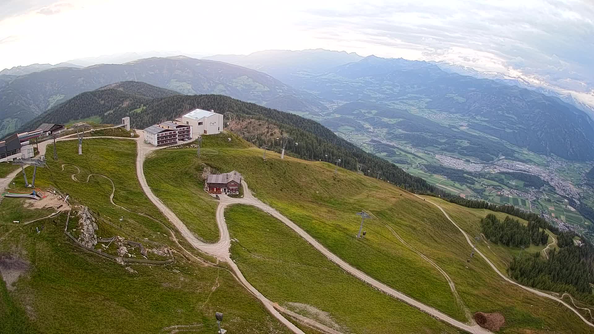 Station de ski Kronplatz sommet | vue sur Brunico