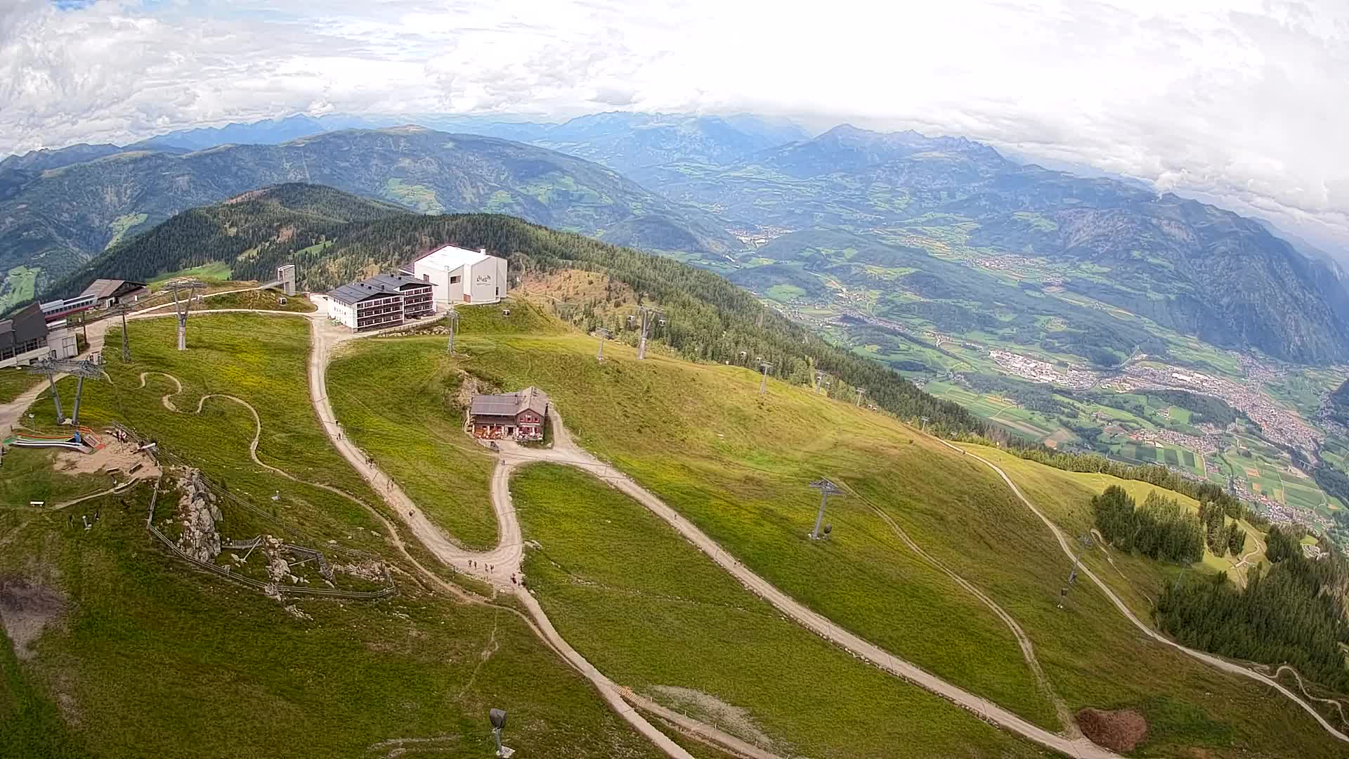 Skigebiet Kronplatz Gipfel | Blick auf Bruneck