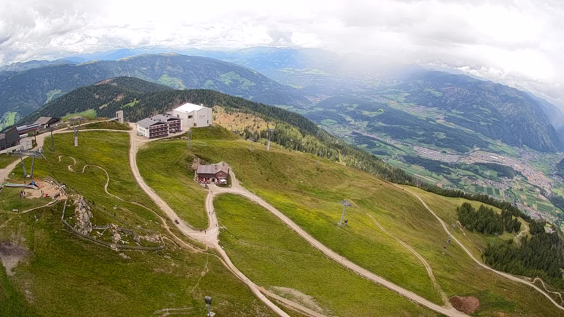 Skigebiet Kronplatz Gipfel | Blick auf Bruneck