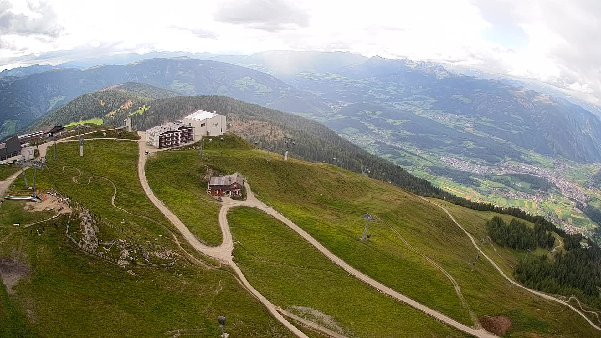Station de ski Kronplatz sommet | vue sur Brunico
